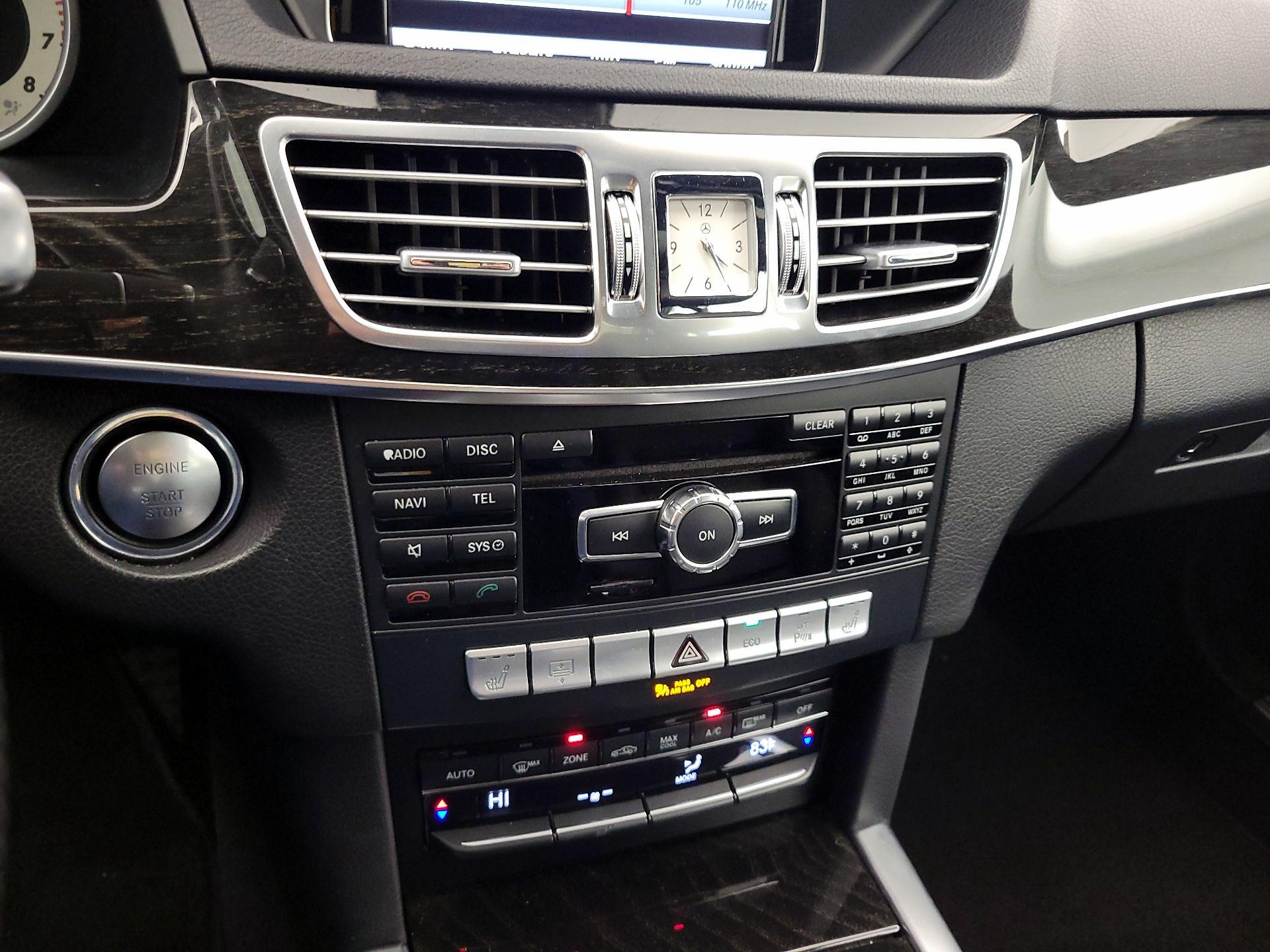 Thumbnail: 2015 Mercedes-Benz E-Class - 17