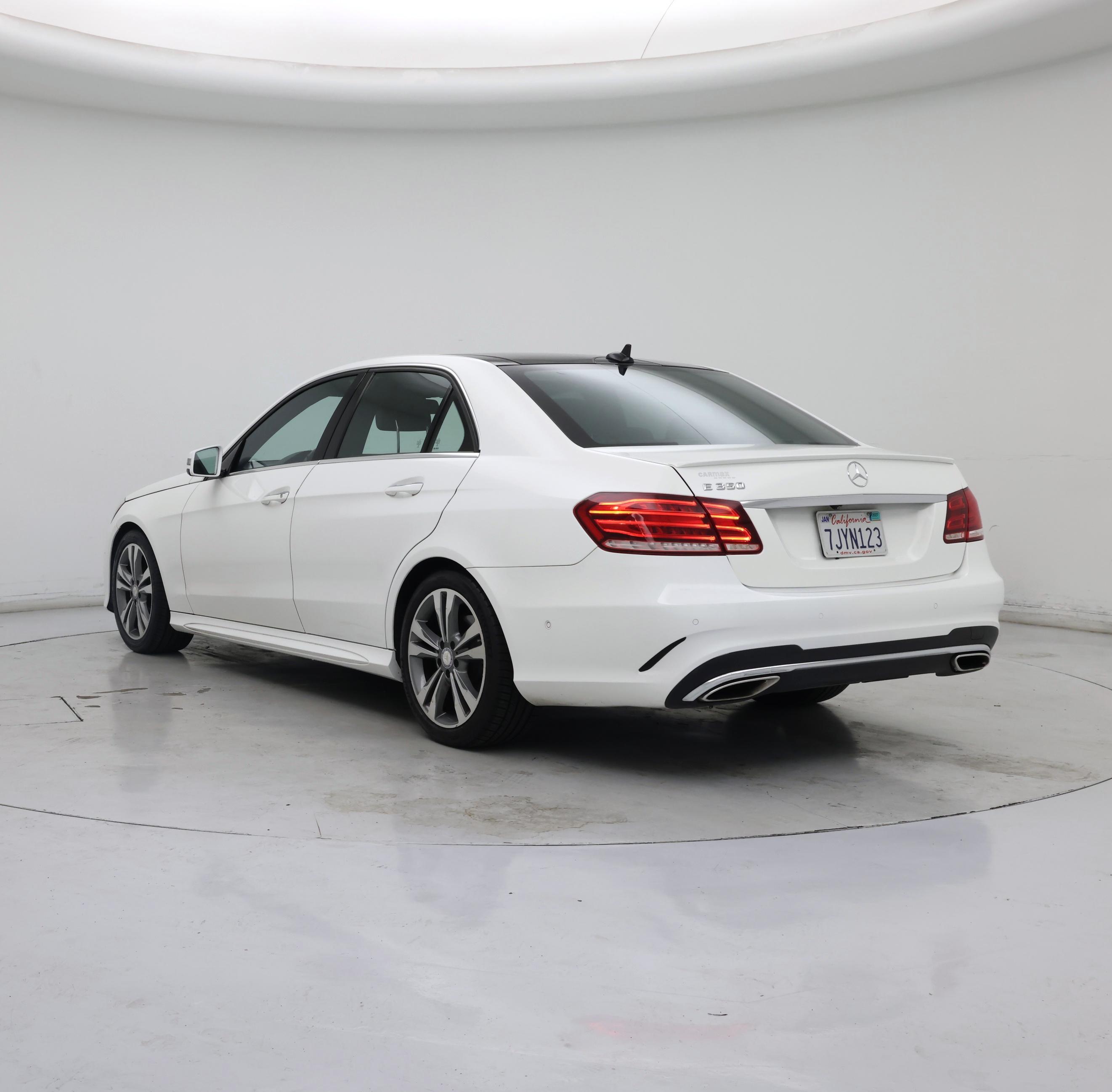 Thumbnail: 2015 Mercedes-Benz E-Class - 2