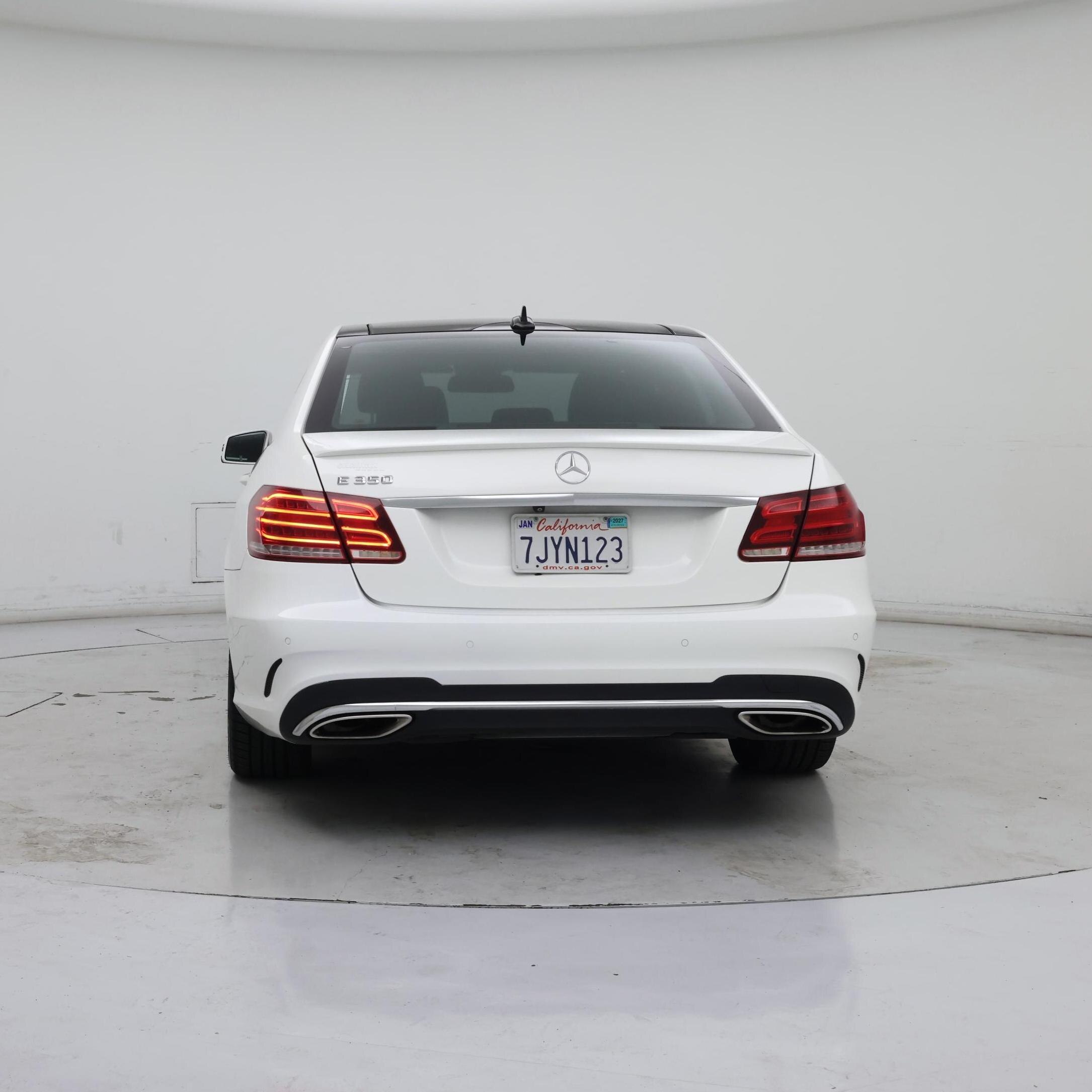 Thumbnail: 2015 Mercedes-Benz E-Class - 6