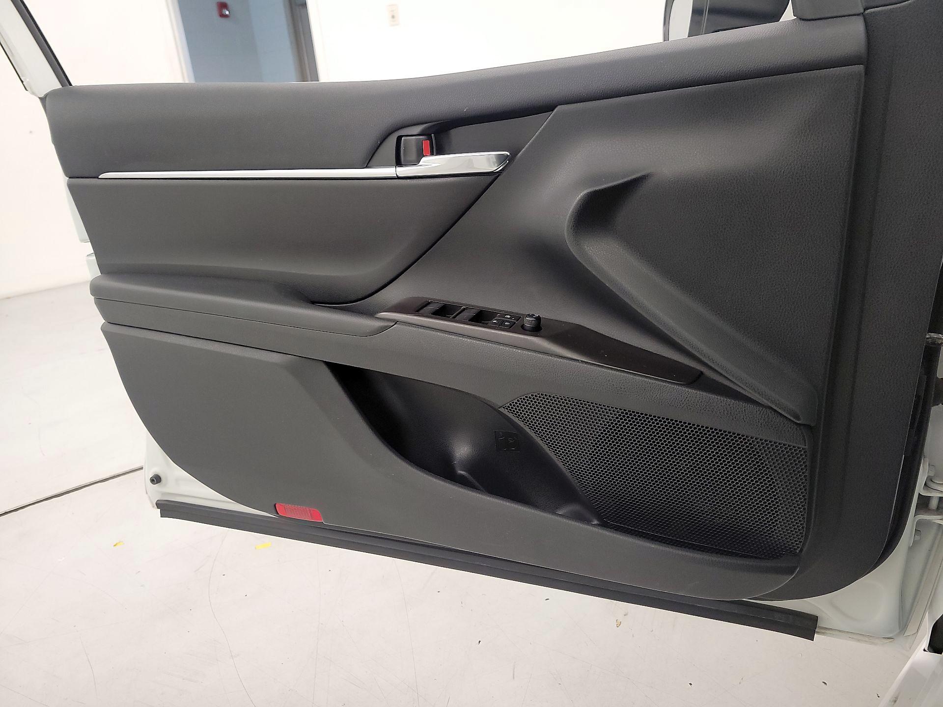 Thumbnail: 2024 Toyota Camry - 12