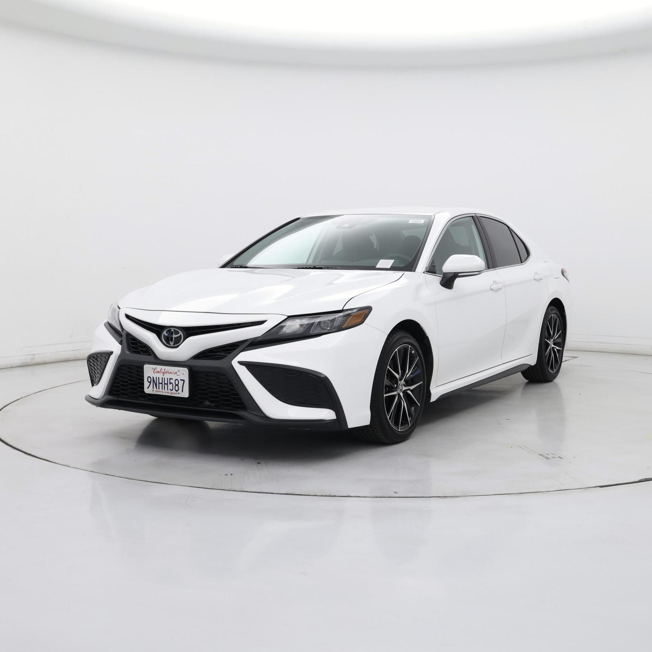 Thumbnail: 2024 Toyota Camry - 4