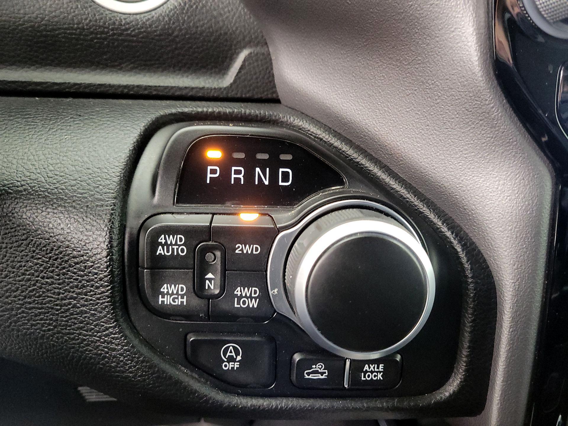 Thumbnail: 2024 RAM 1500 - 18