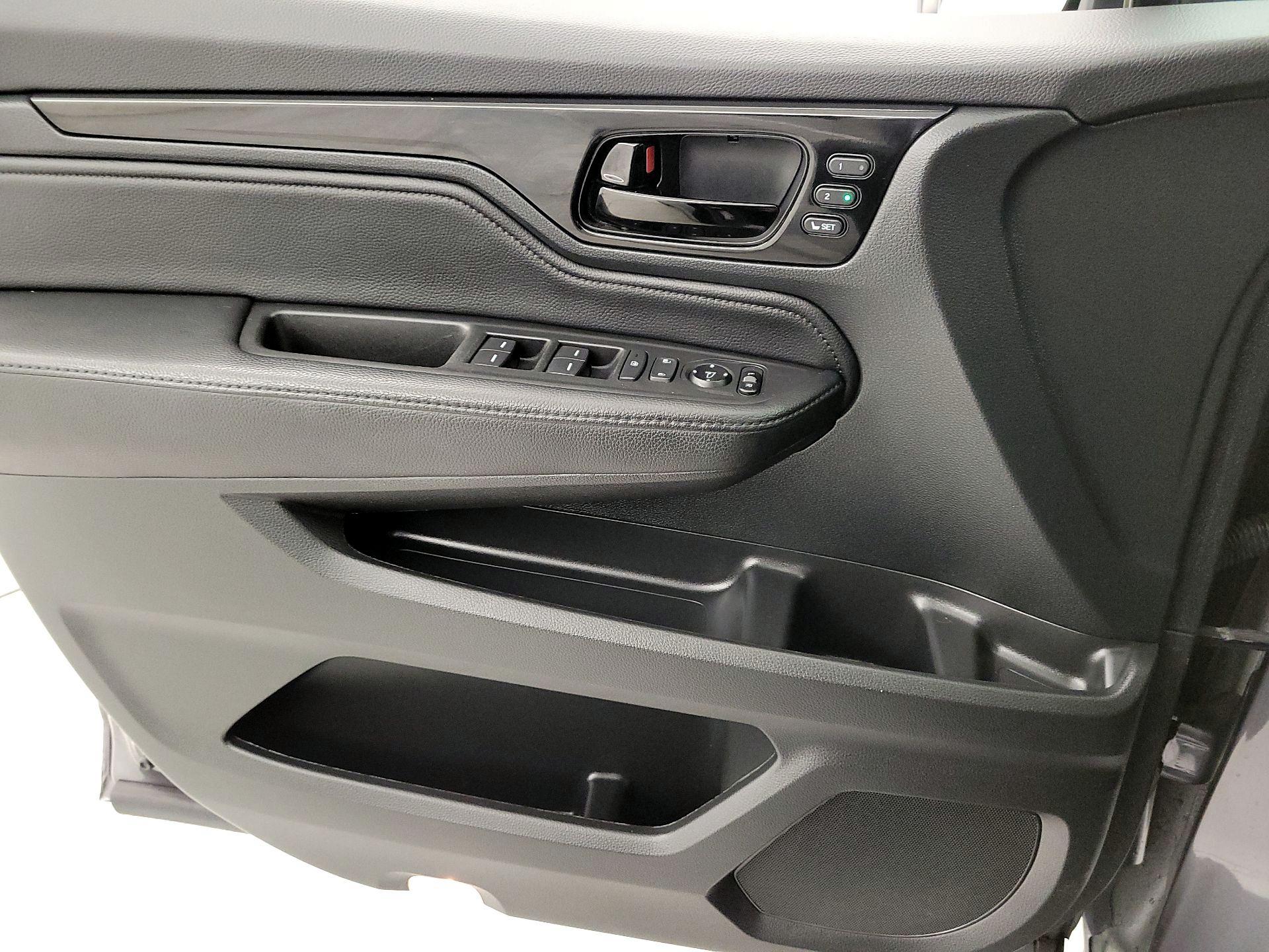 Thumbnail: 2021 Honda Odyssey - 12