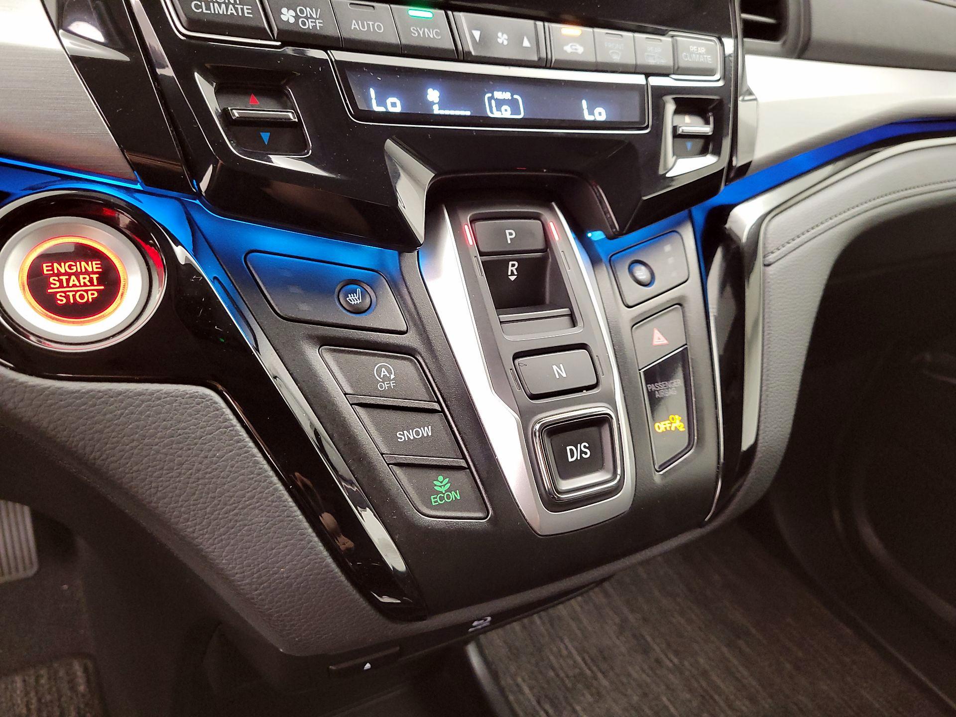 Thumbnail: 2021 Honda Odyssey - 18