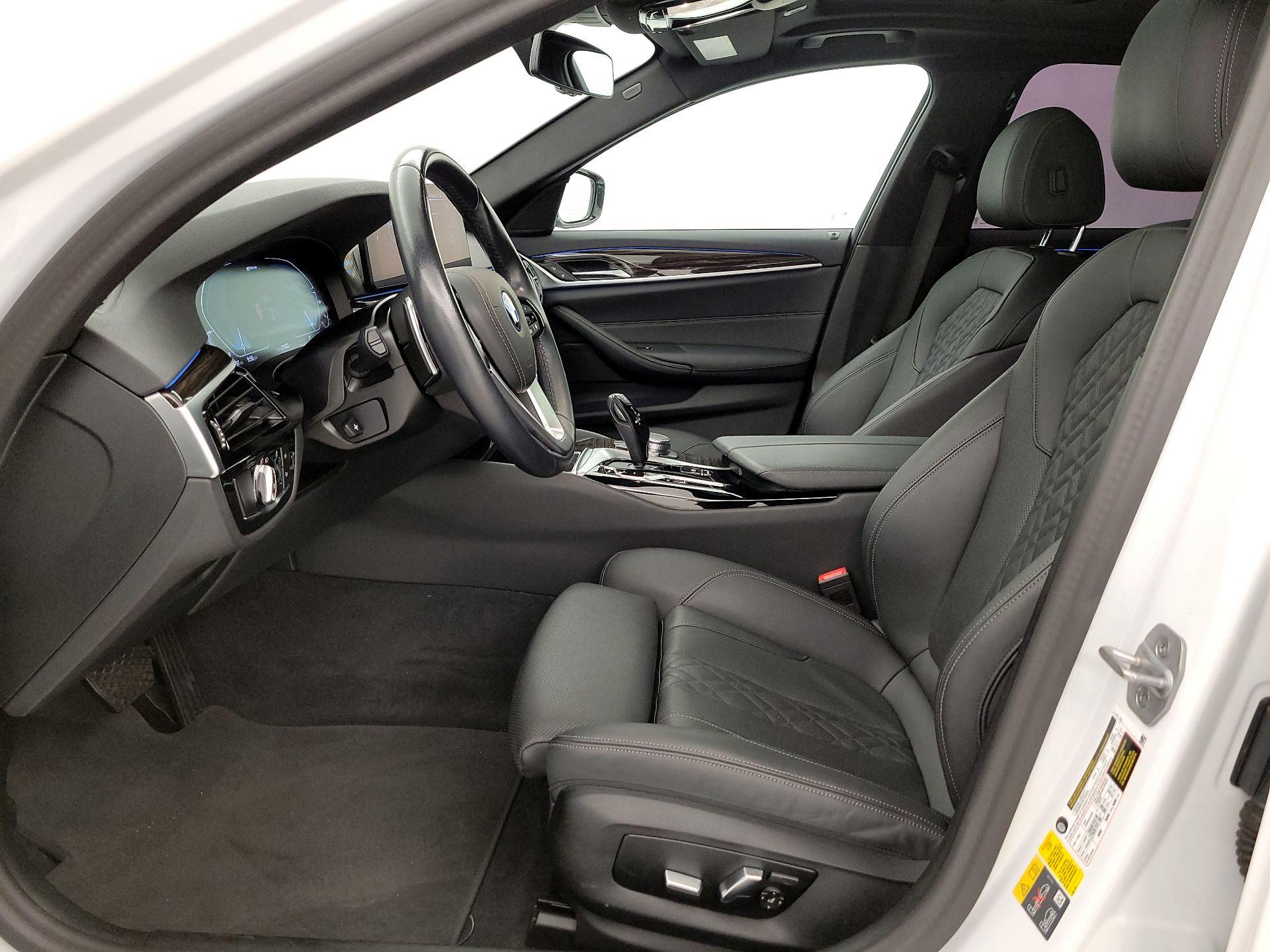 Thumbnail: 2023 BMW 5 Series - 11