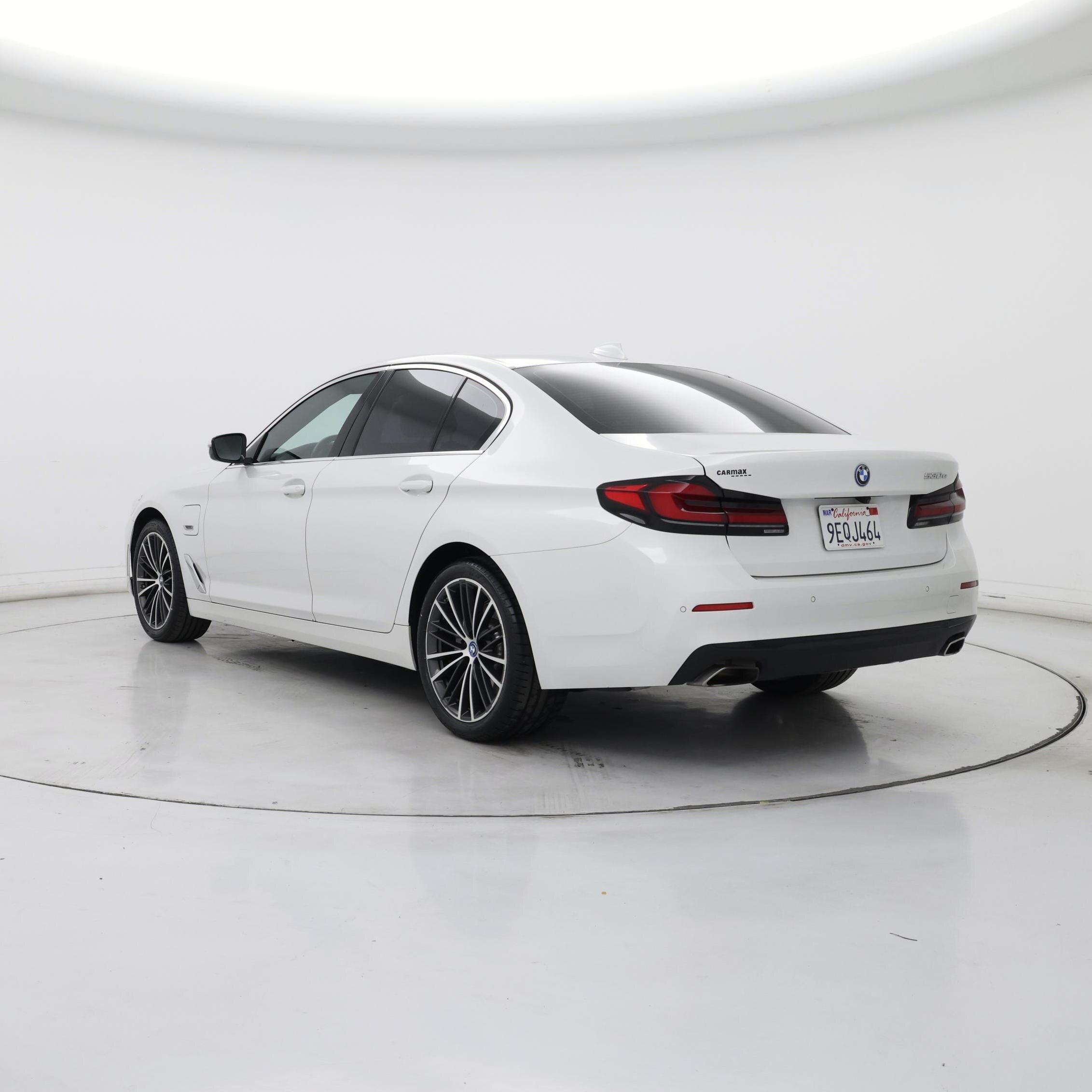 Thumbnail: 2023 BMW 5 Series - 2