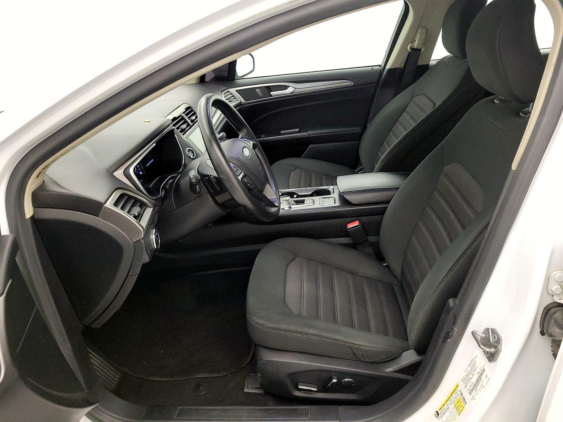 Thumbnail: 2019 Ford Fusion - 11