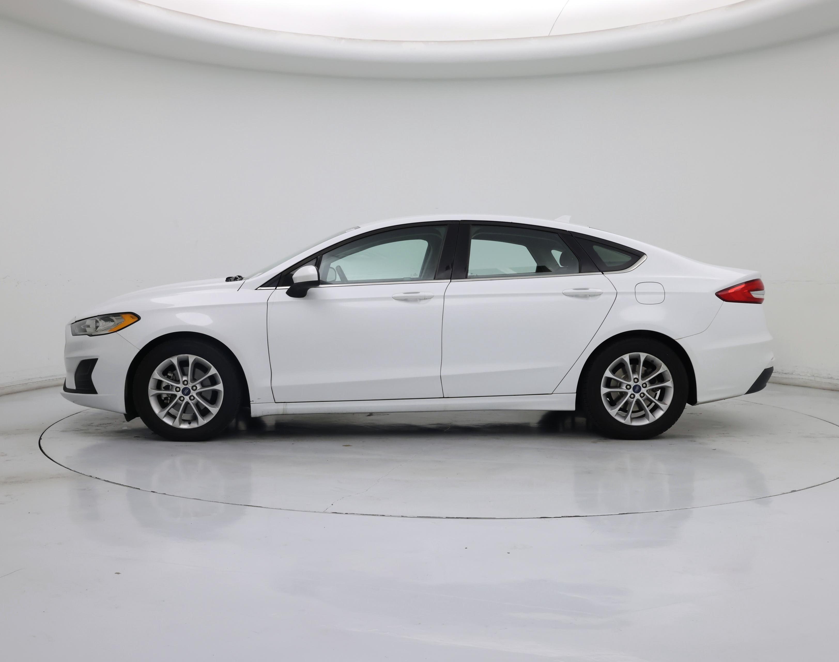 Thumbnail: 2019 Ford Fusion - 3