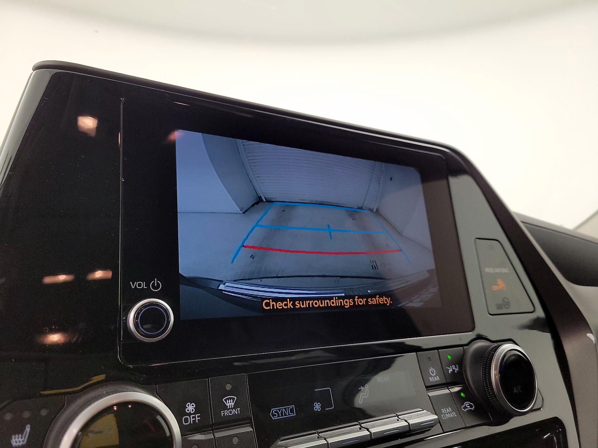 Thumbnail: 2023 Toyota Highlander - 13