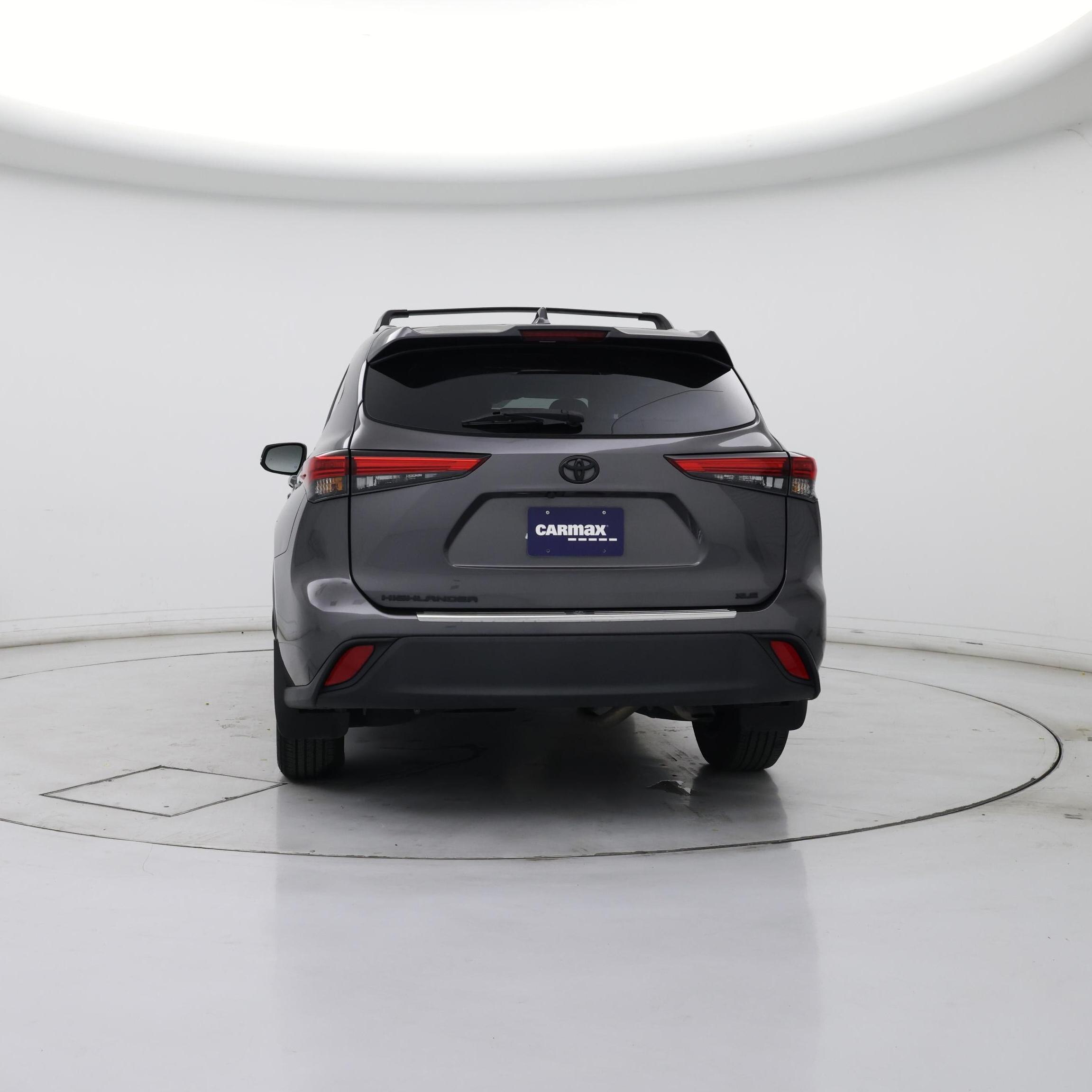 Thumbnail: 2023 Toyota Highlander - 6