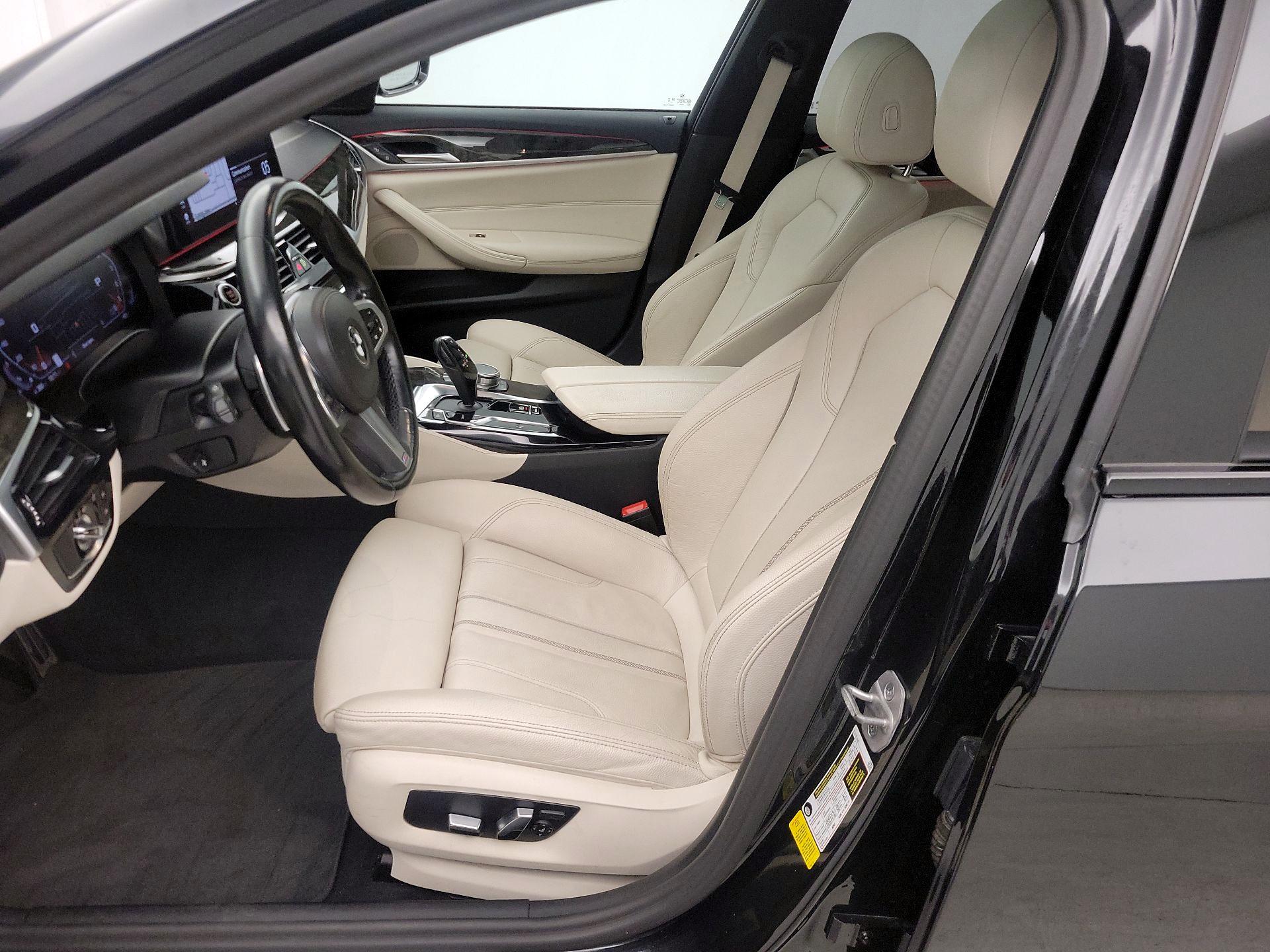 Thumbnail: 2023 BMW 5 Series - 11