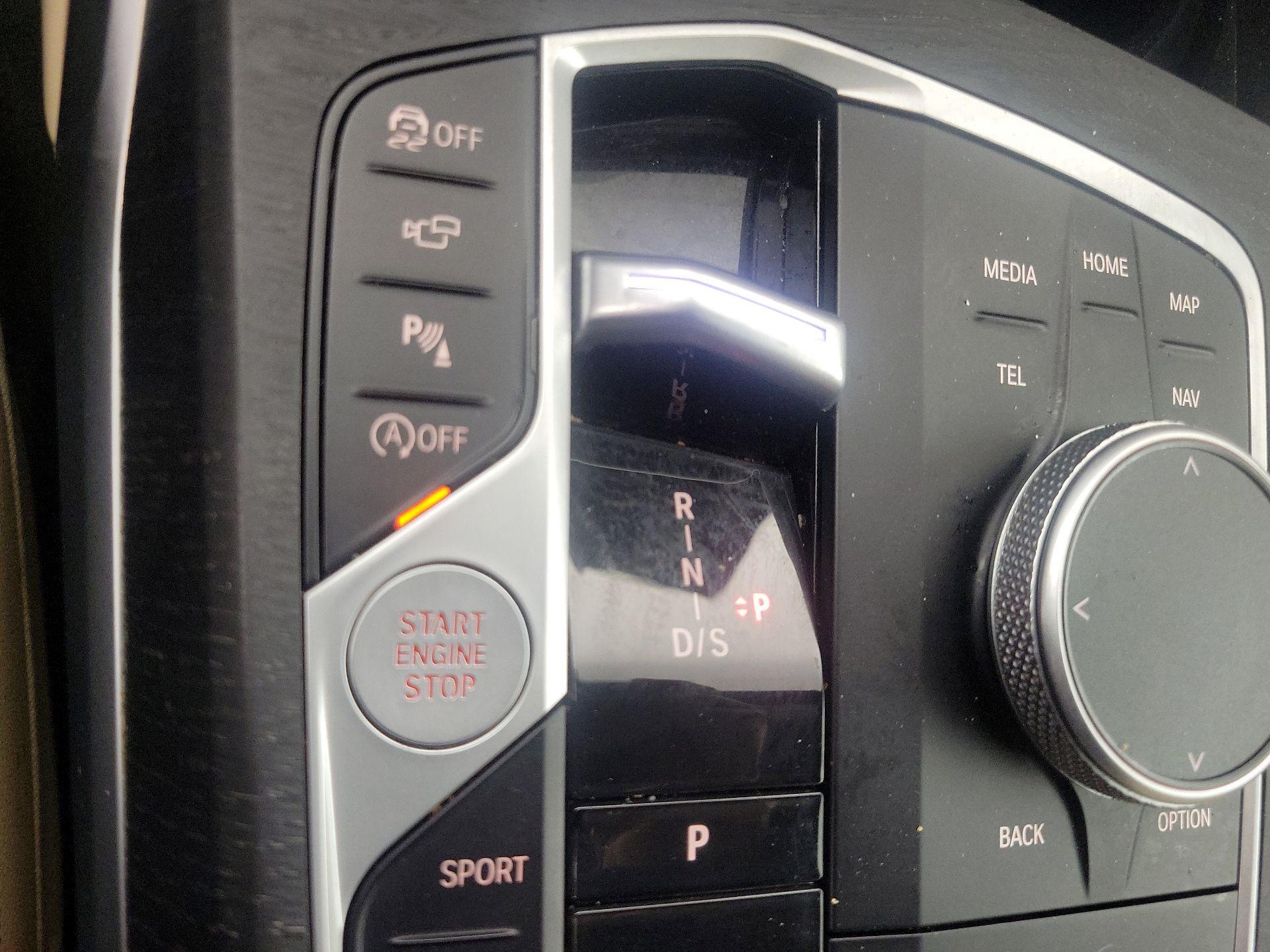 Thumbnail: 2024 BMW 3 Series - 18