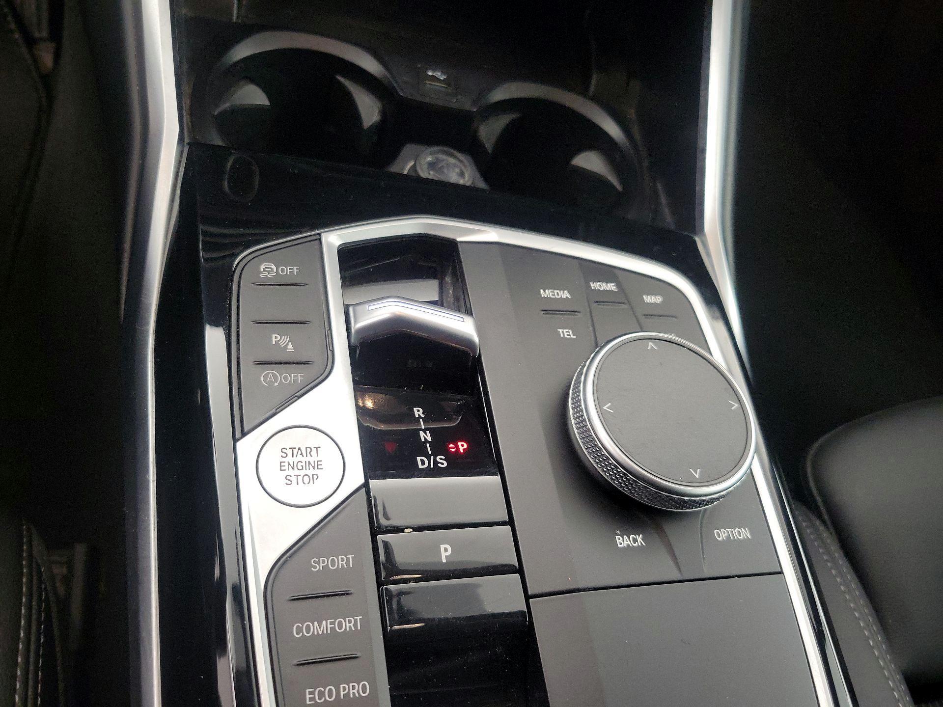 Thumbnail: 2023 BMW 3 Series - 18