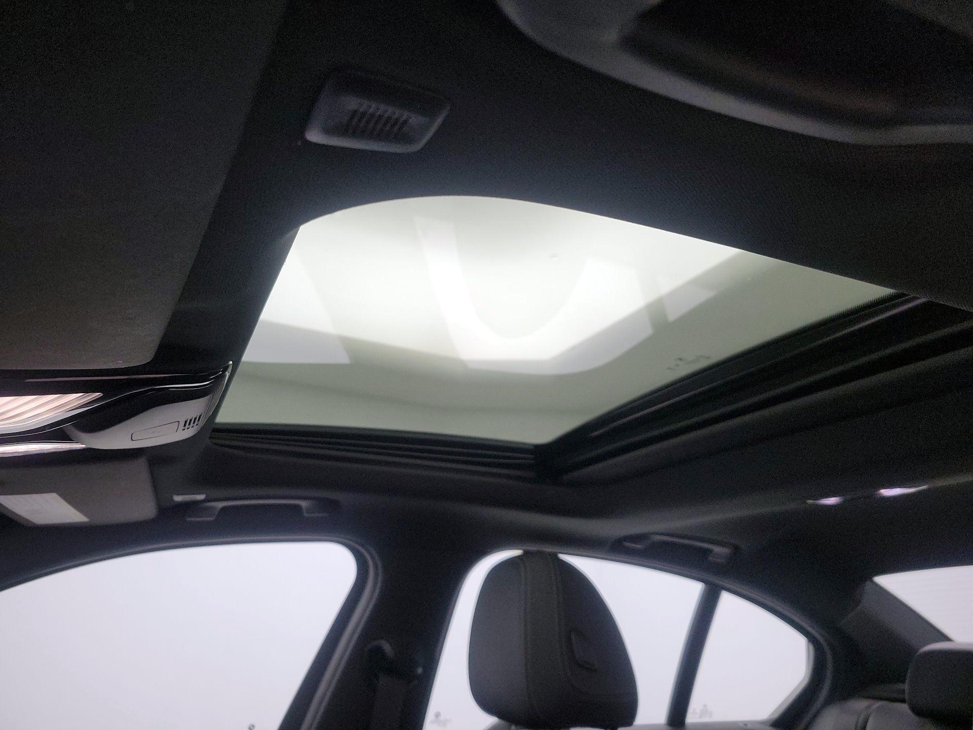 Thumbnail: 2023 BMW 3 Series - 20