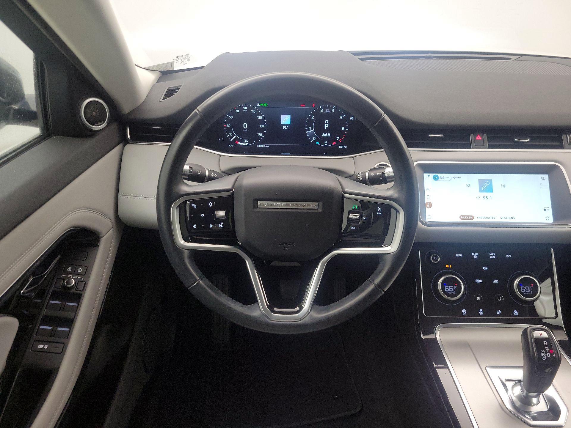 Thumbnail: 2022 Land Rover Range Rover Evoque - 10