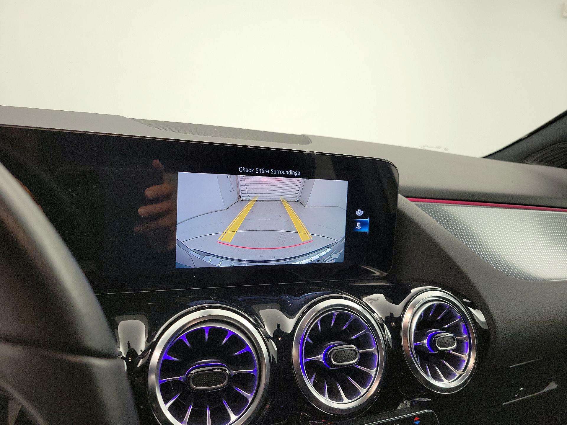 Thumbnail: 2023 Mercedes-Benz GLA - 14