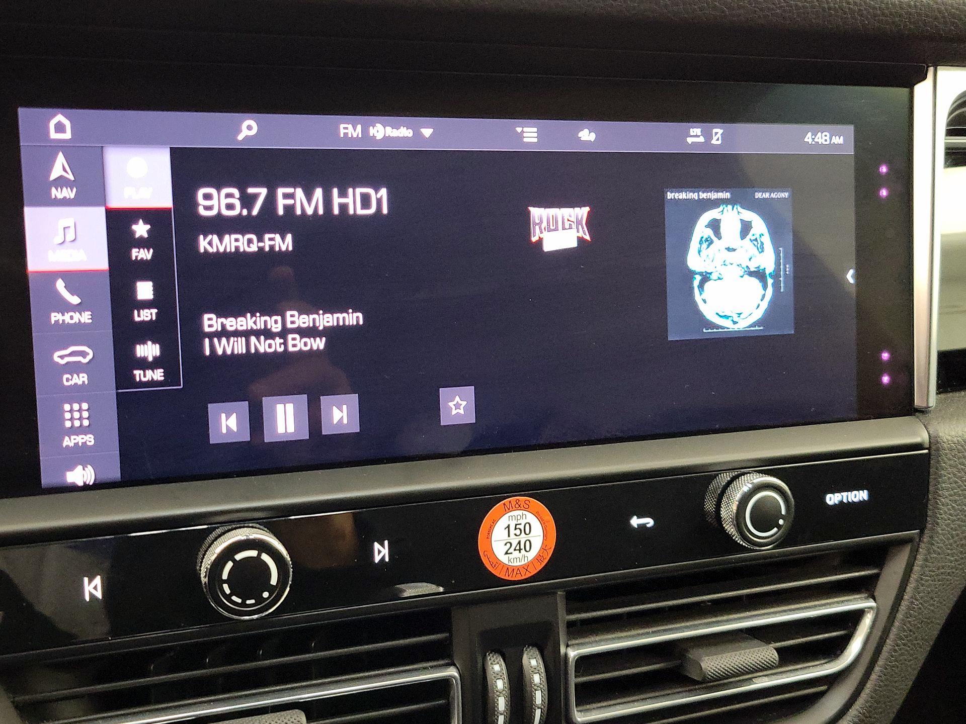 Thumbnail: 2023 Porsche Macan - 16