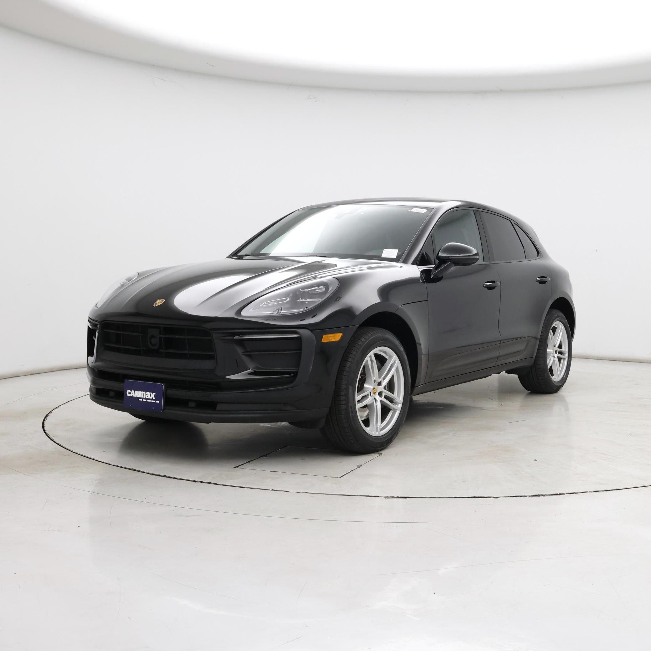 Thumbnail: 2023 Porsche Macan - 4