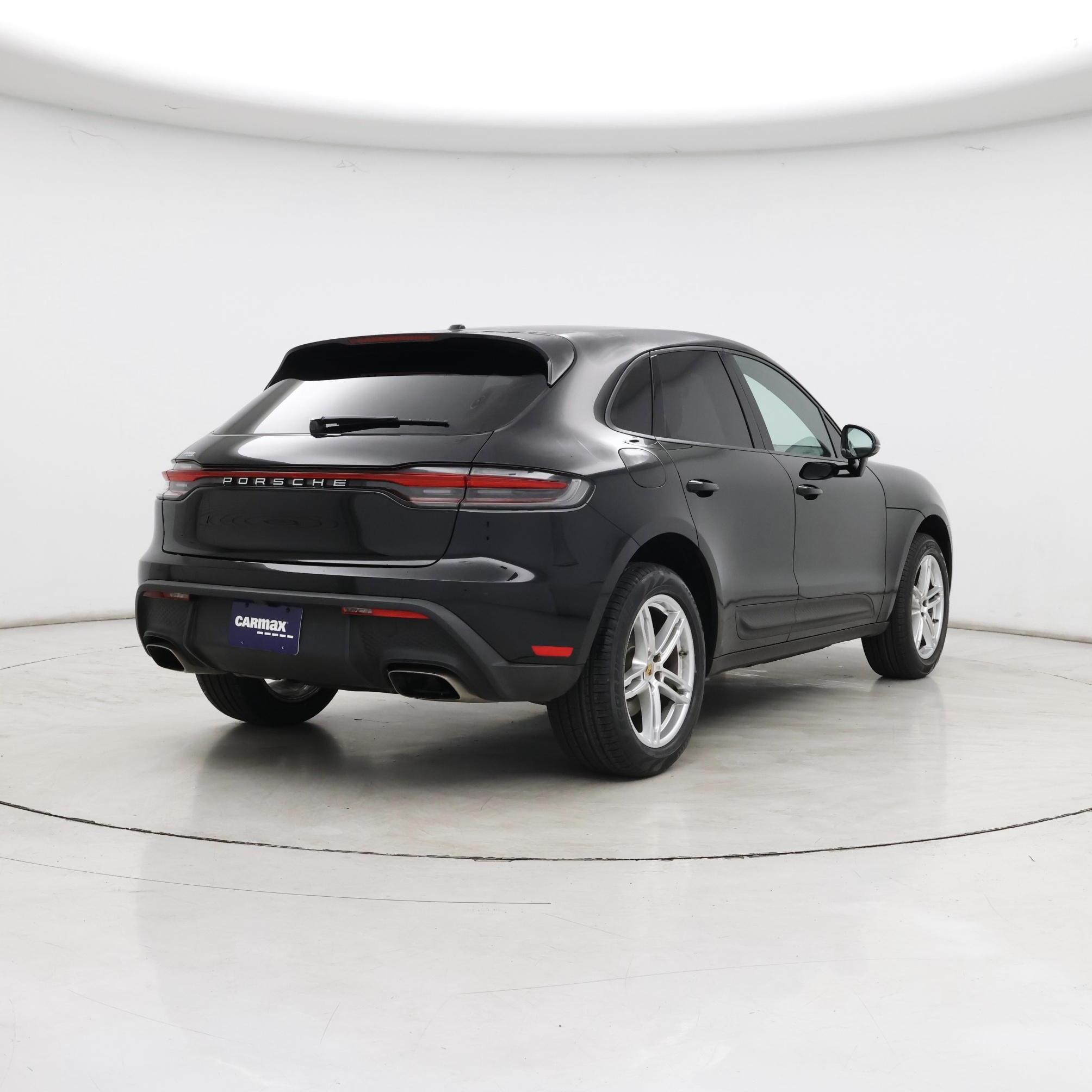 Thumbnail: 2023 Porsche Macan - 8