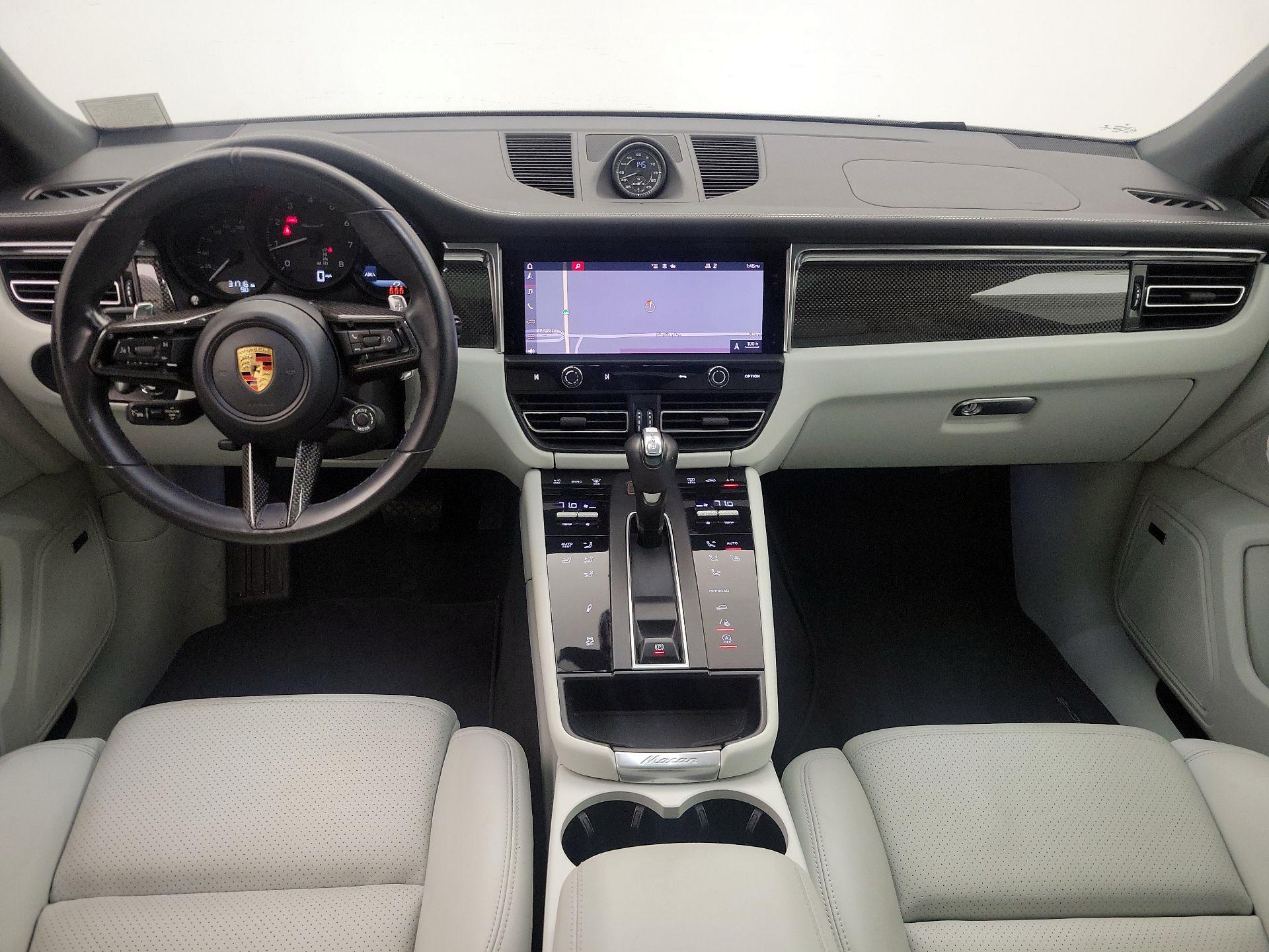 Thumbnail: 2023 Porsche Macan - 9