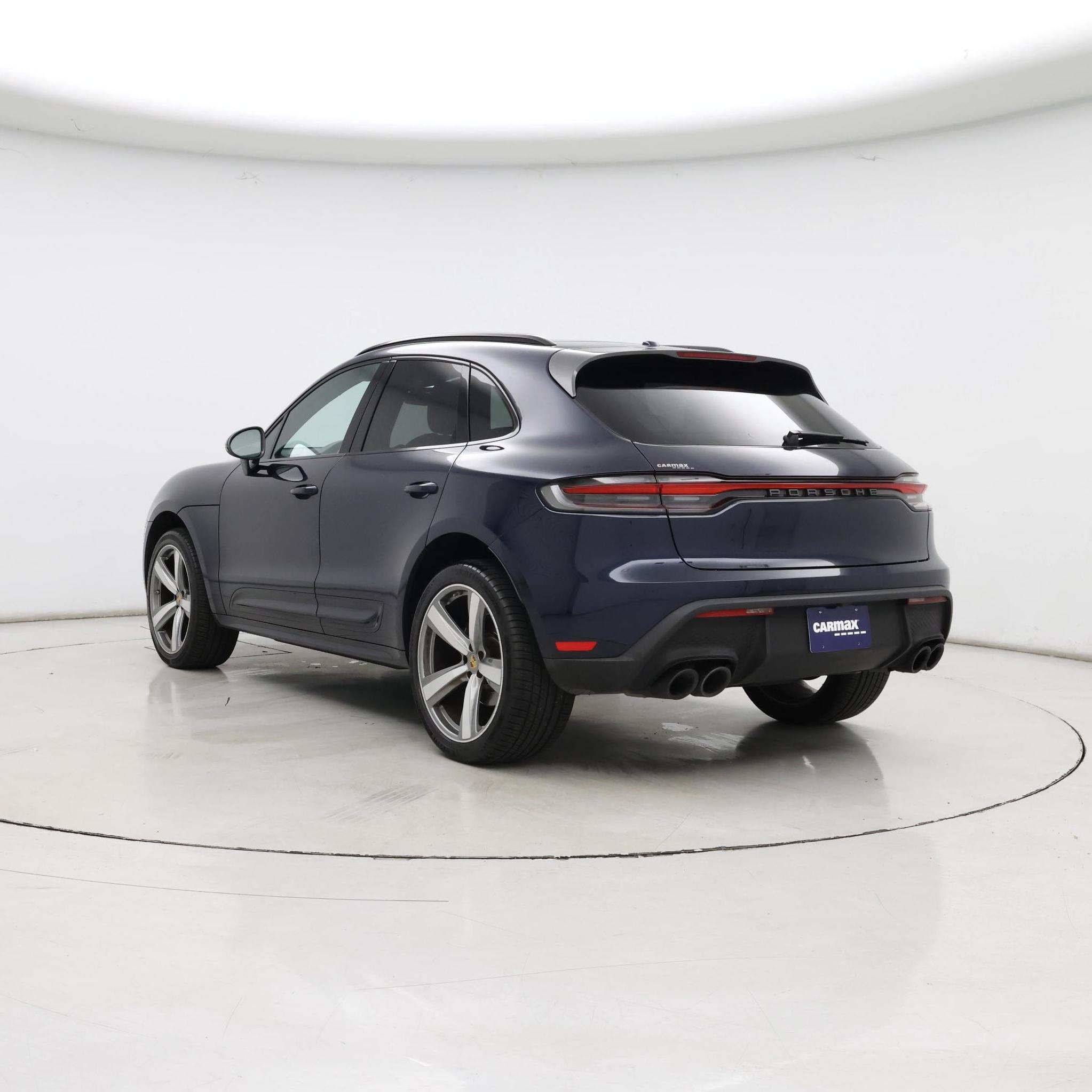 Thumbnail: 2023 Porsche Macan - 2