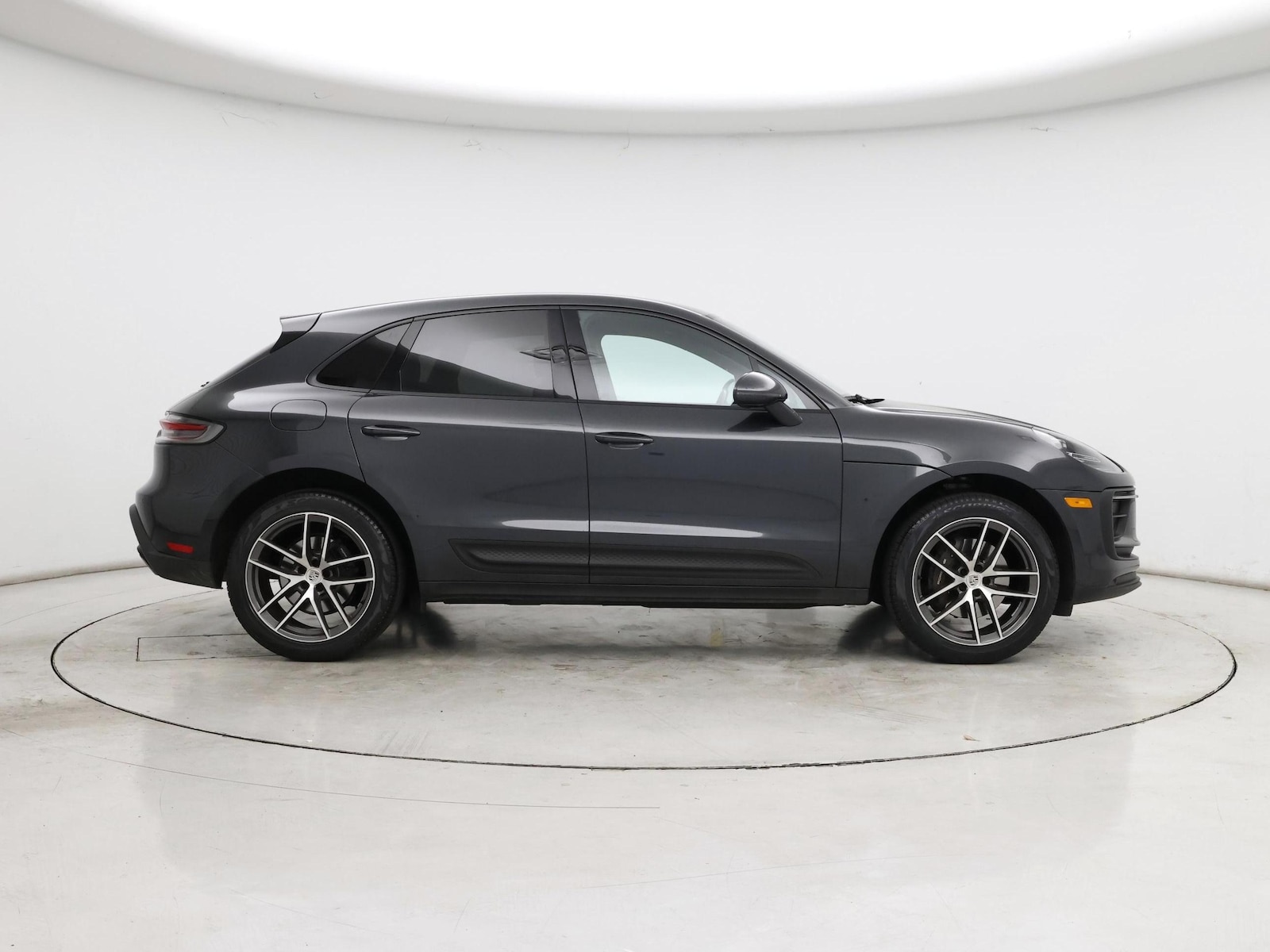 2022 Porsche Macan Base - Photo 8