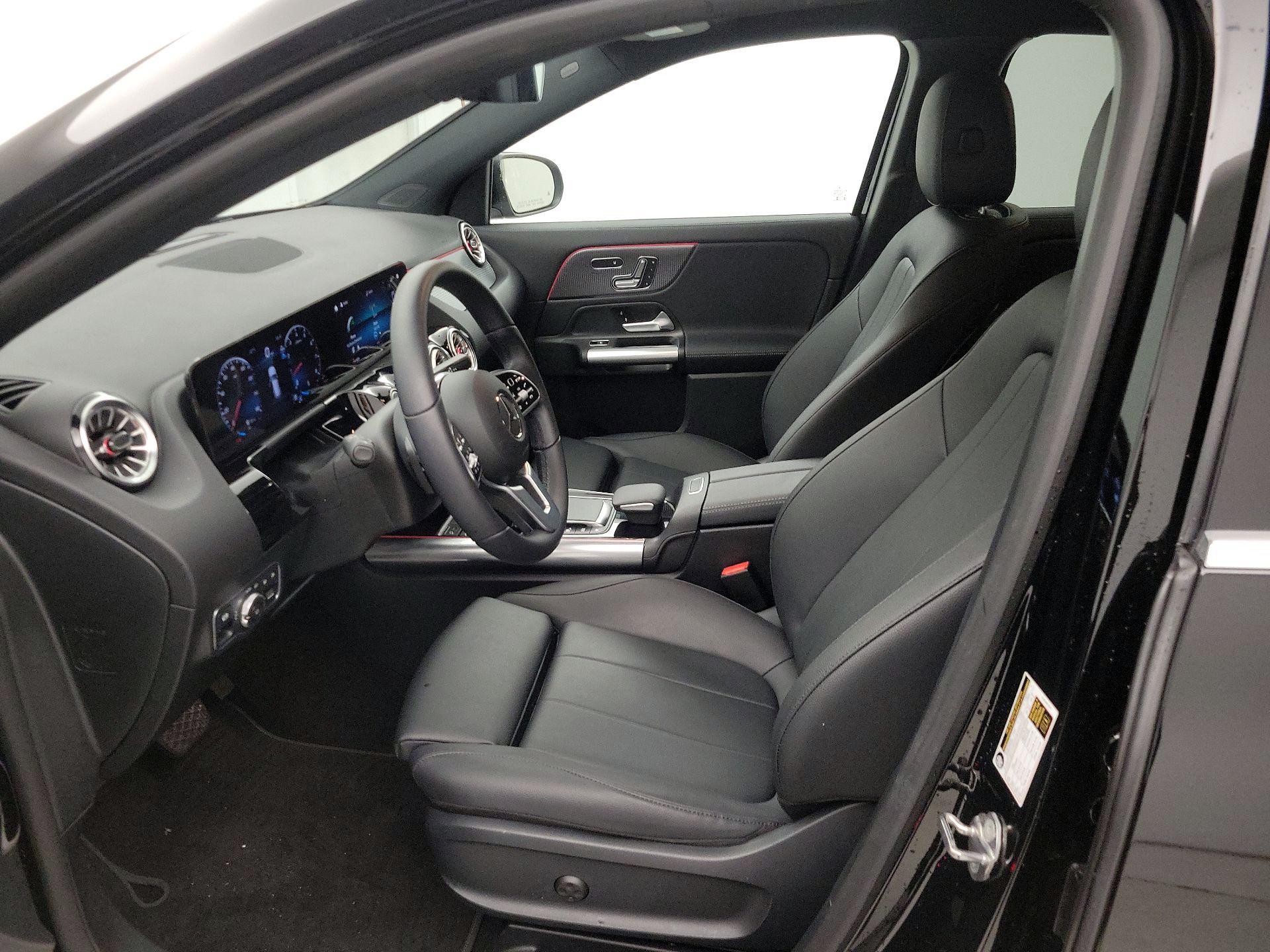 Thumbnail: 2023 Mercedes-Benz GLA - 11