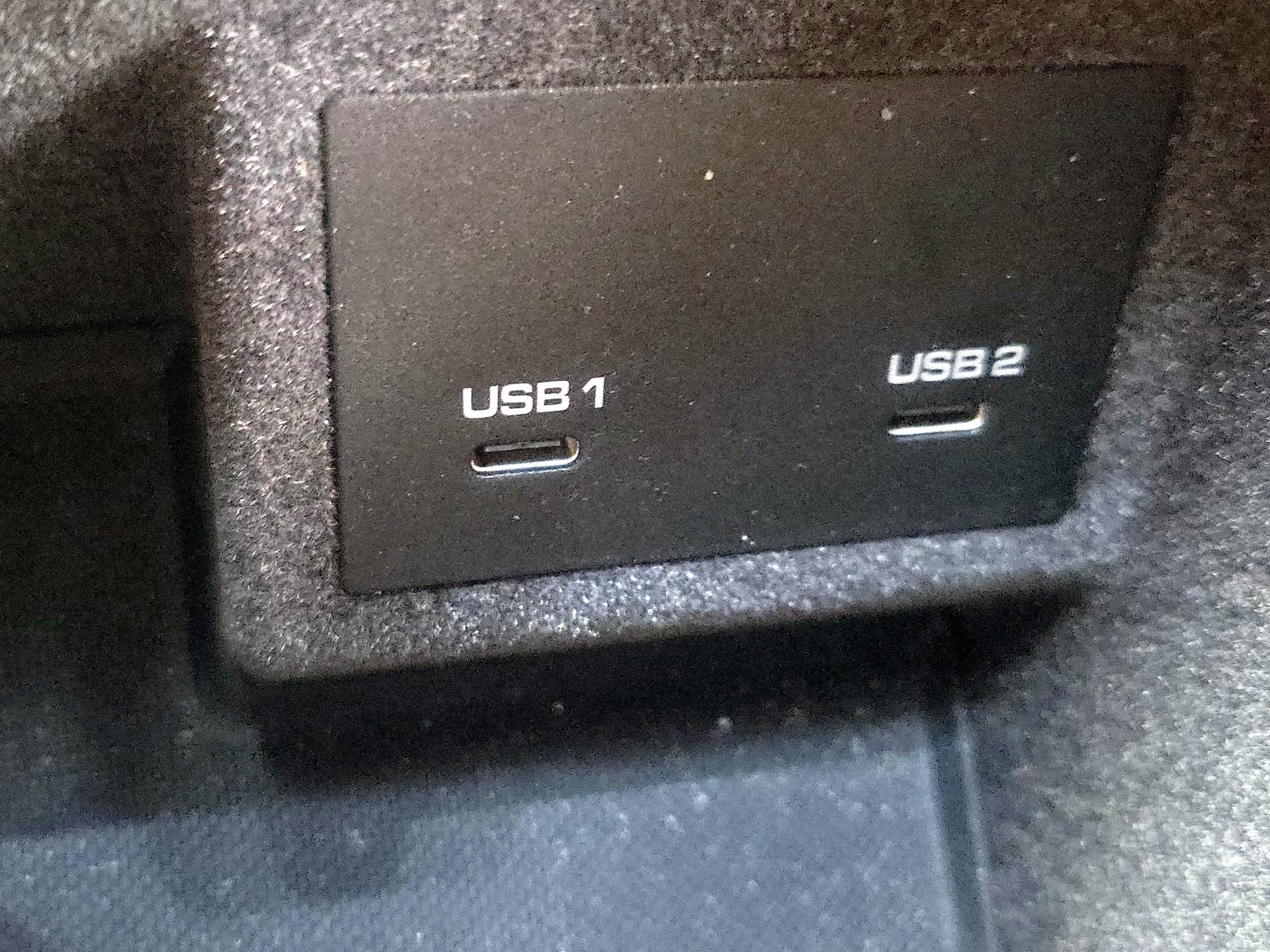 Thumbnail: 2022 Porsche Macan - 19