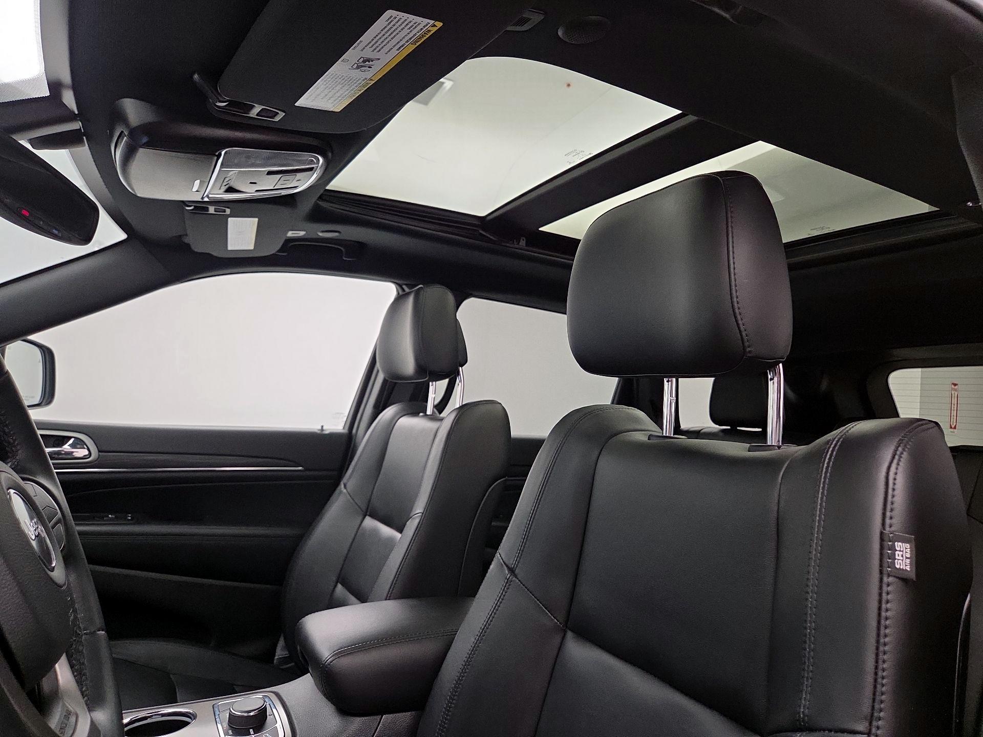 Thumbnail: 2021 Jeep Grand Cherokee - 20