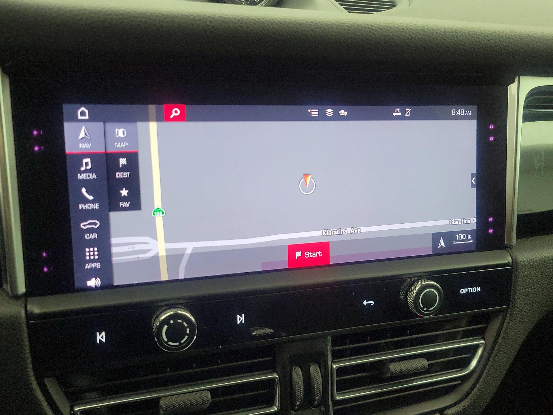 Thumbnail: 2023 Porsche Macan - 14