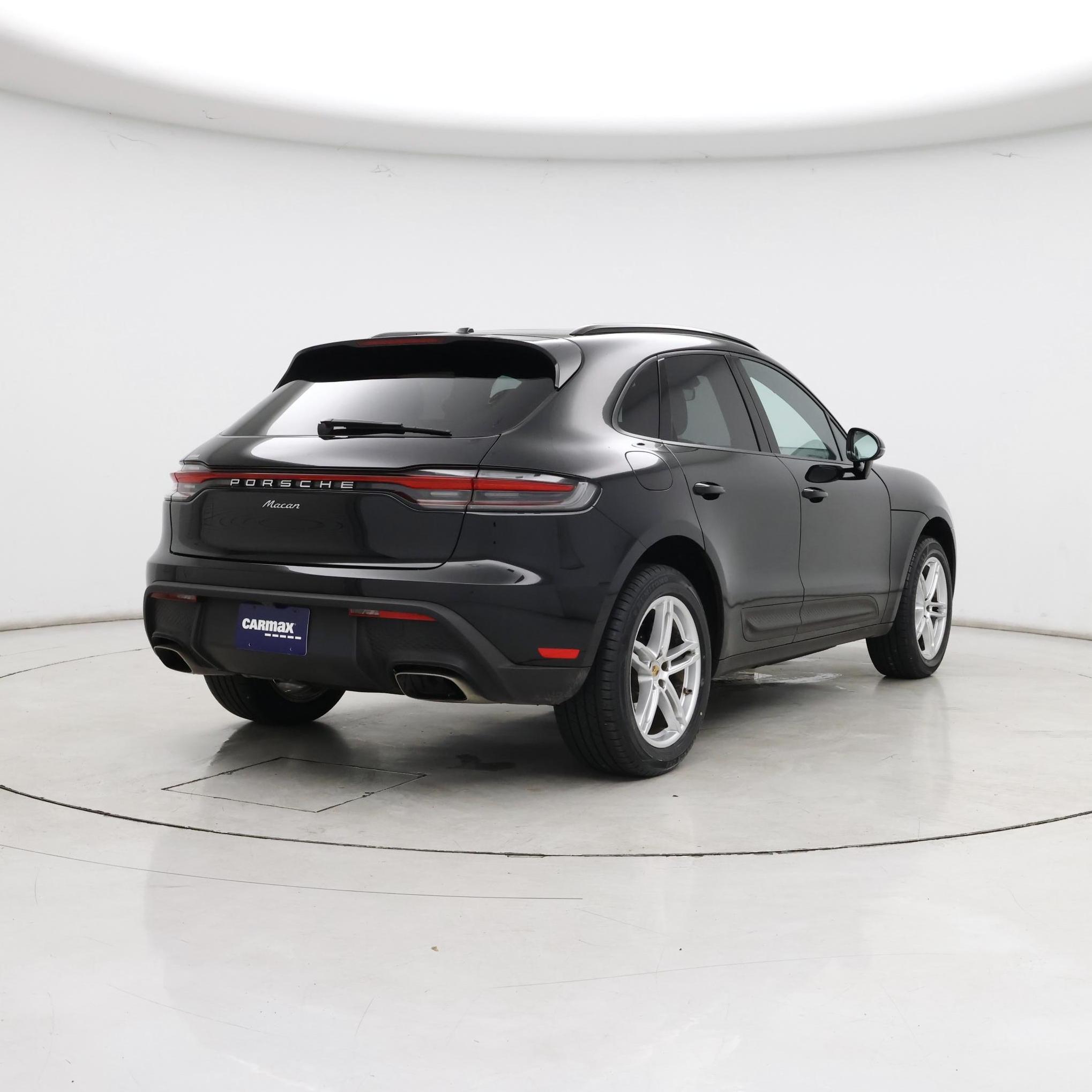 Thumbnail: 2023 Porsche Macan - 8