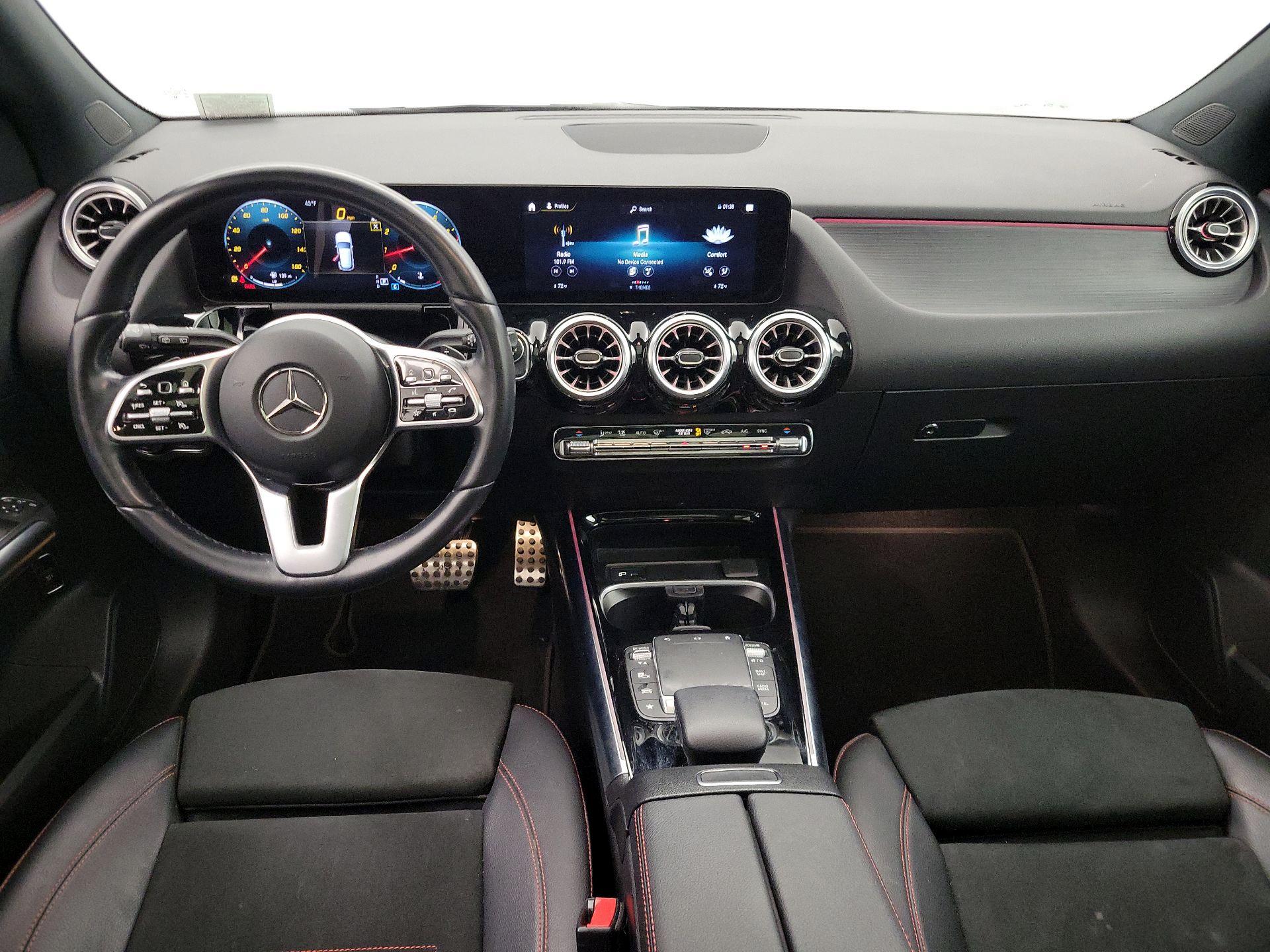 Thumbnail: 2023 Mercedes-Benz GLA - 9