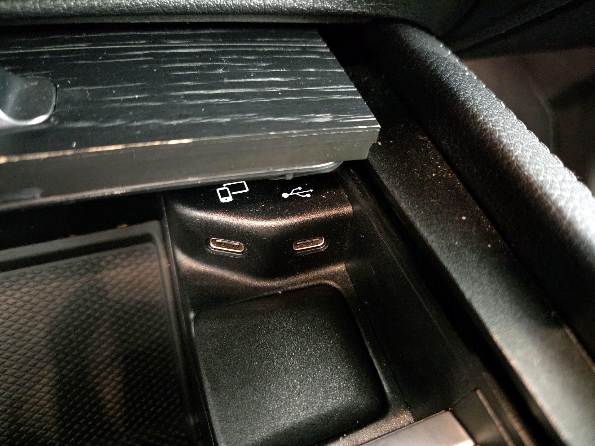 Thumbnail: 2022 Mercedes-Benz GLE - 19