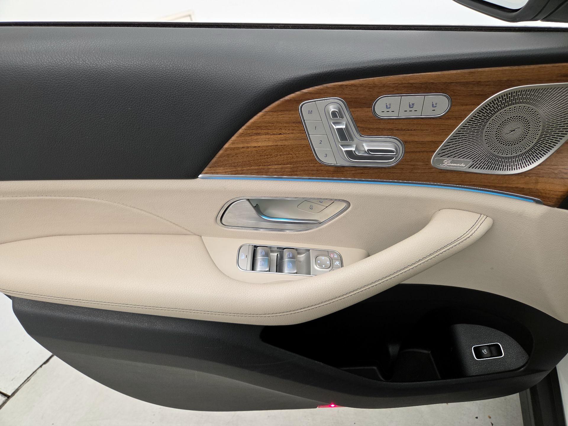 Thumbnail: 2022 Mercedes-Benz GLS - 12