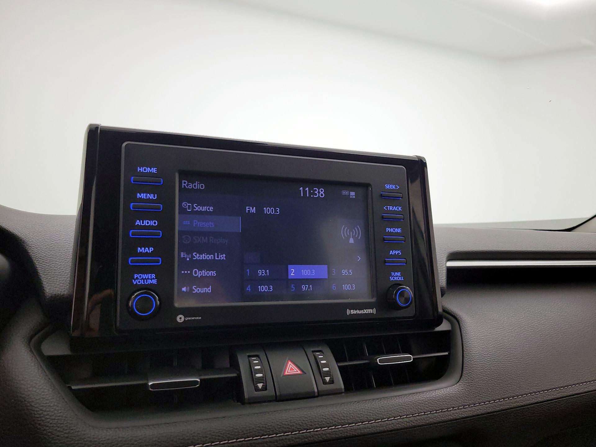 Thumbnail: 2022 Toyota RAV4 - 15