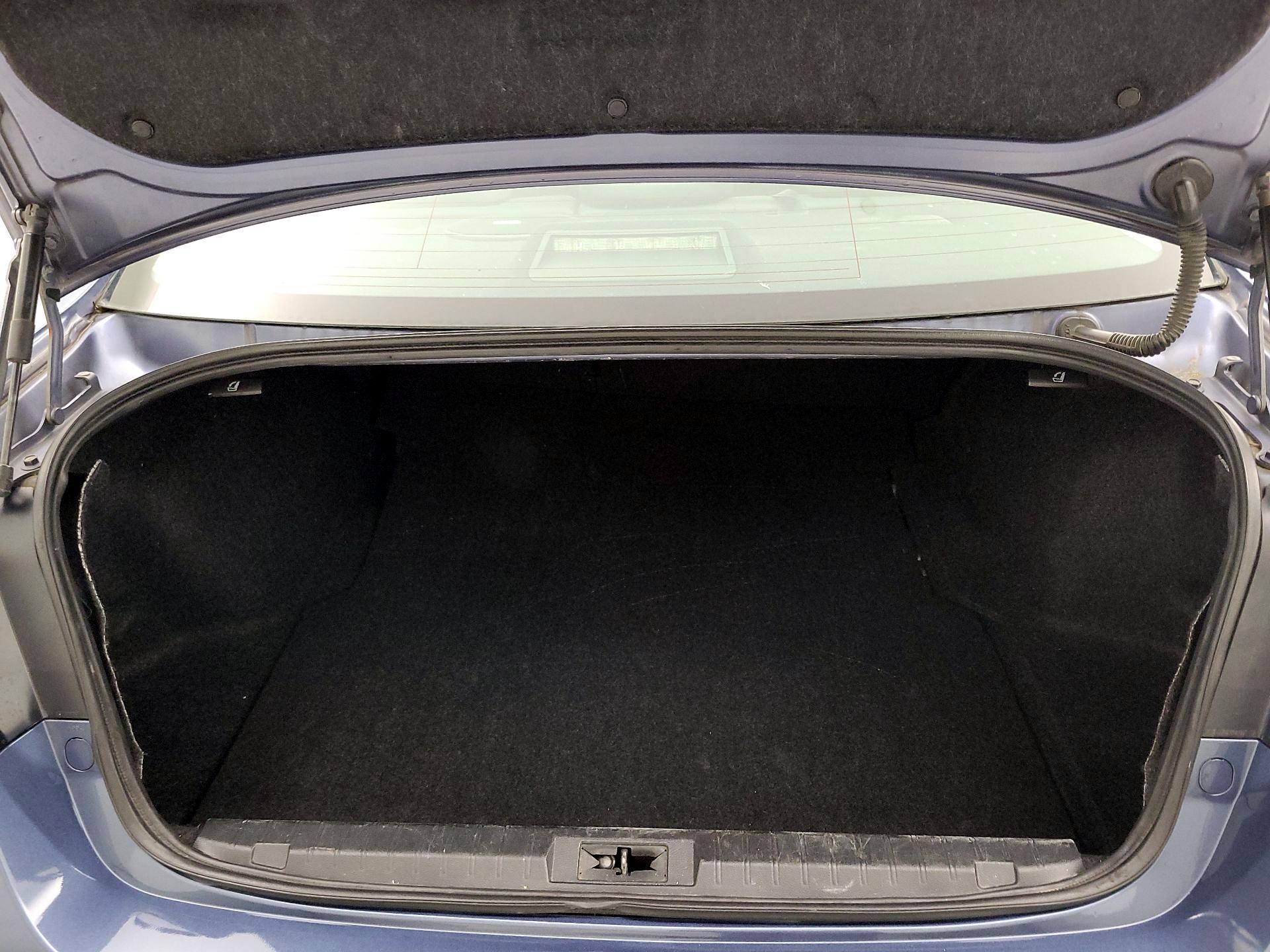 Thumbnail: 2016 Subaru Legacy - 20