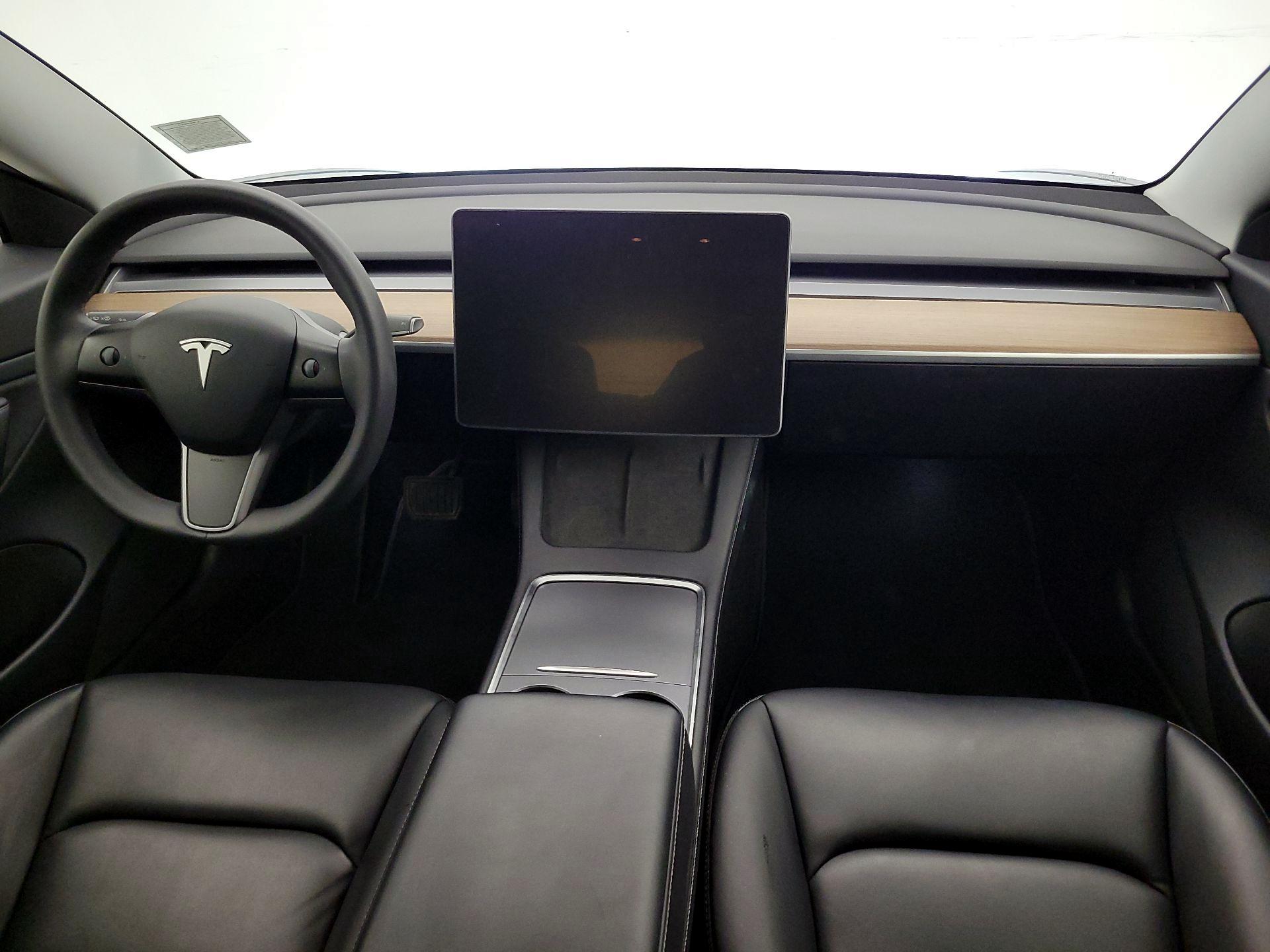 Thumbnail: 2021 Tesla Model 3 - 9