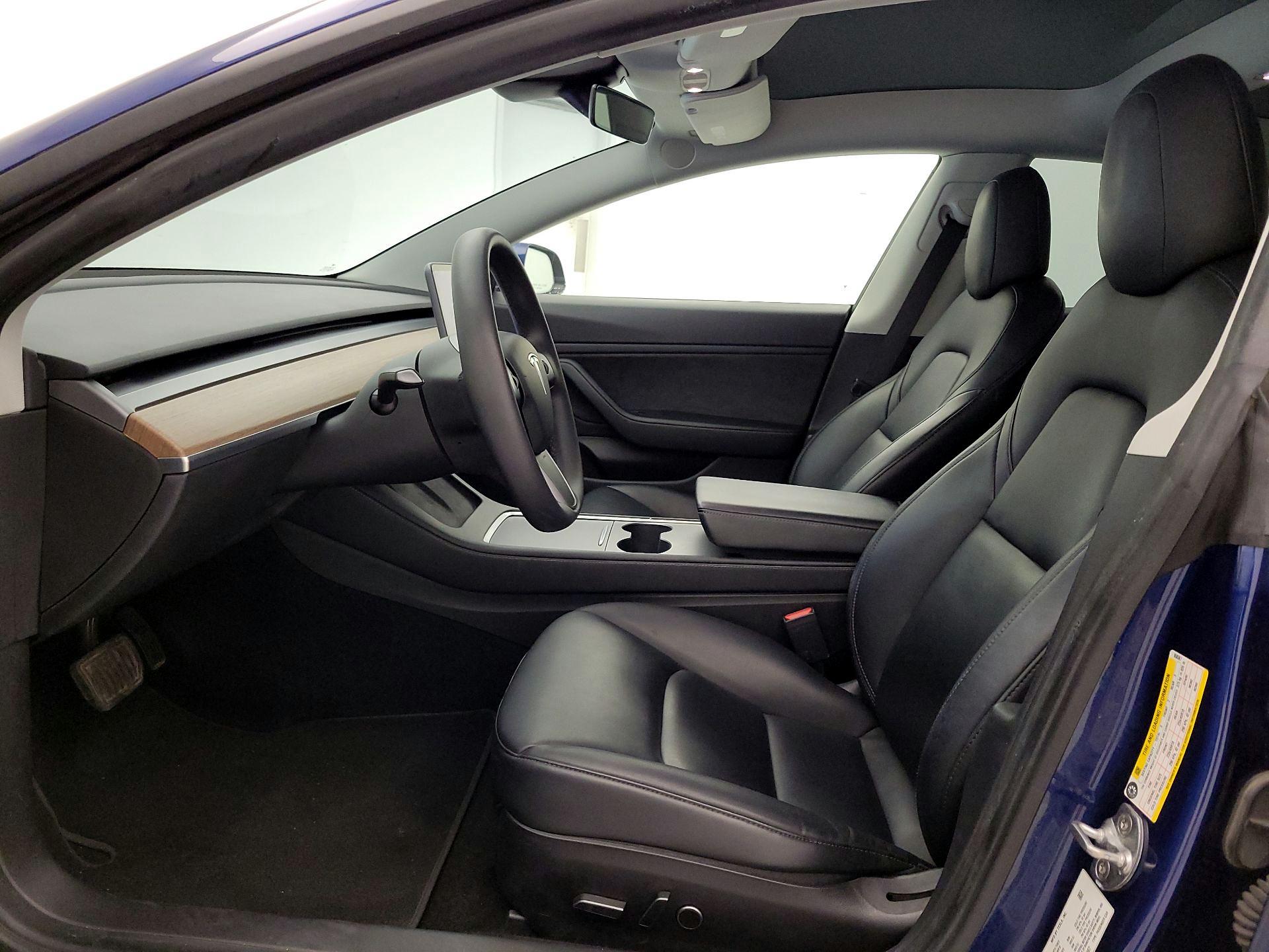 Thumbnail: 2021 Tesla Model 3 - 11