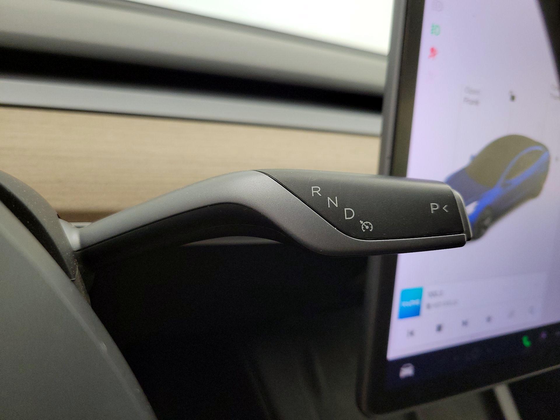 Thumbnail: 2021 Tesla Model 3 - 17