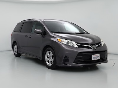 2018 Toyota Sienna LE