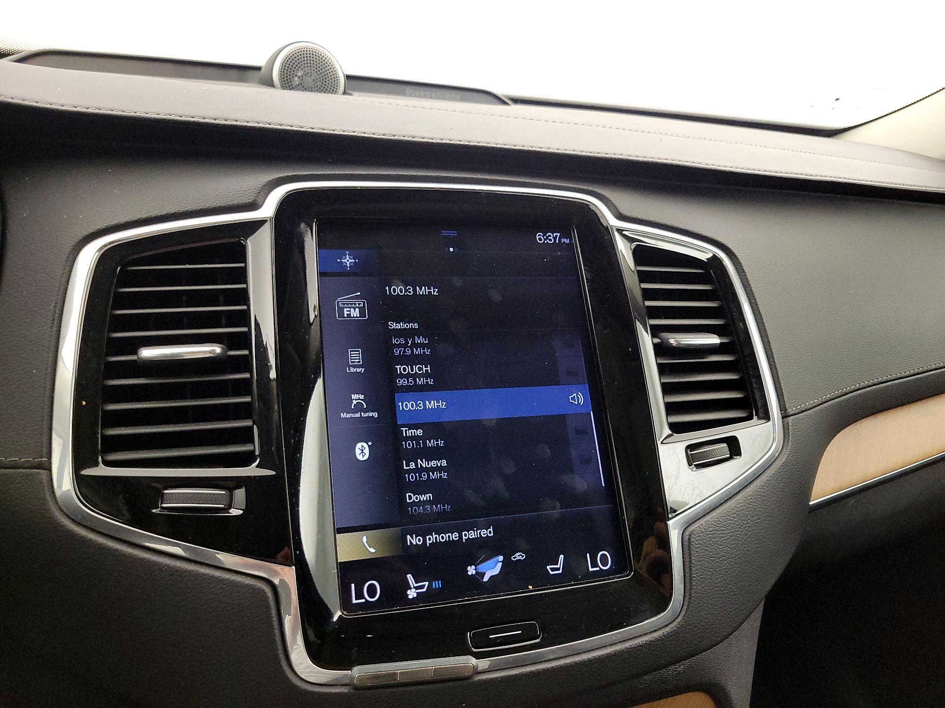 Thumbnail: 2019 Volvo XC90 - 16