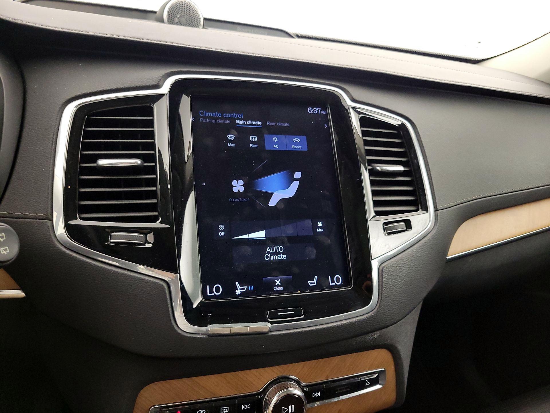 Thumbnail: 2019 Volvo XC90 - 17