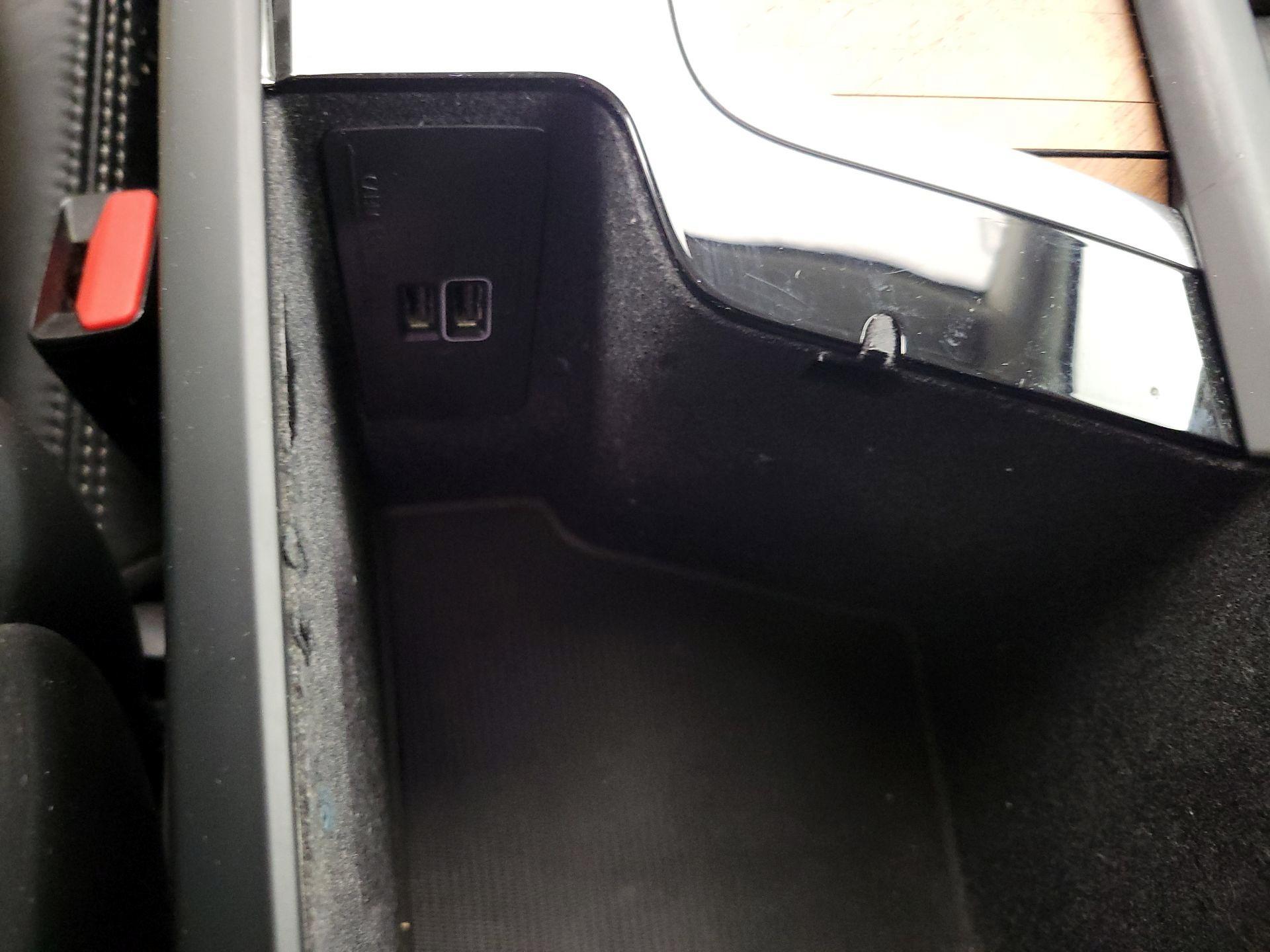 Thumbnail: 2019 Volvo XC90 - 19