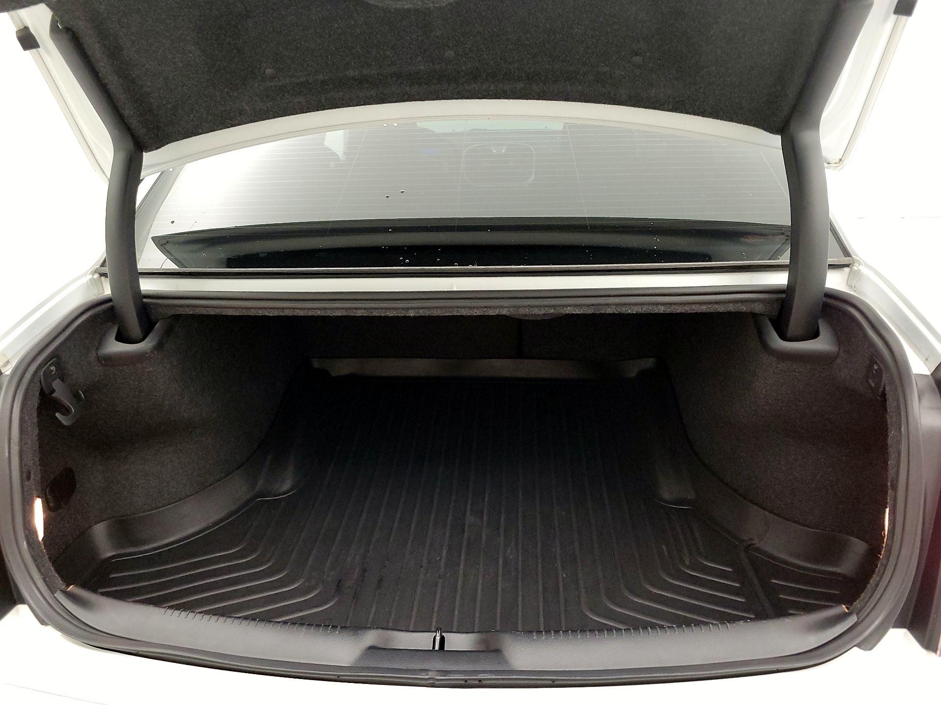 Thumbnail: 2021 Chrysler 300 - 19