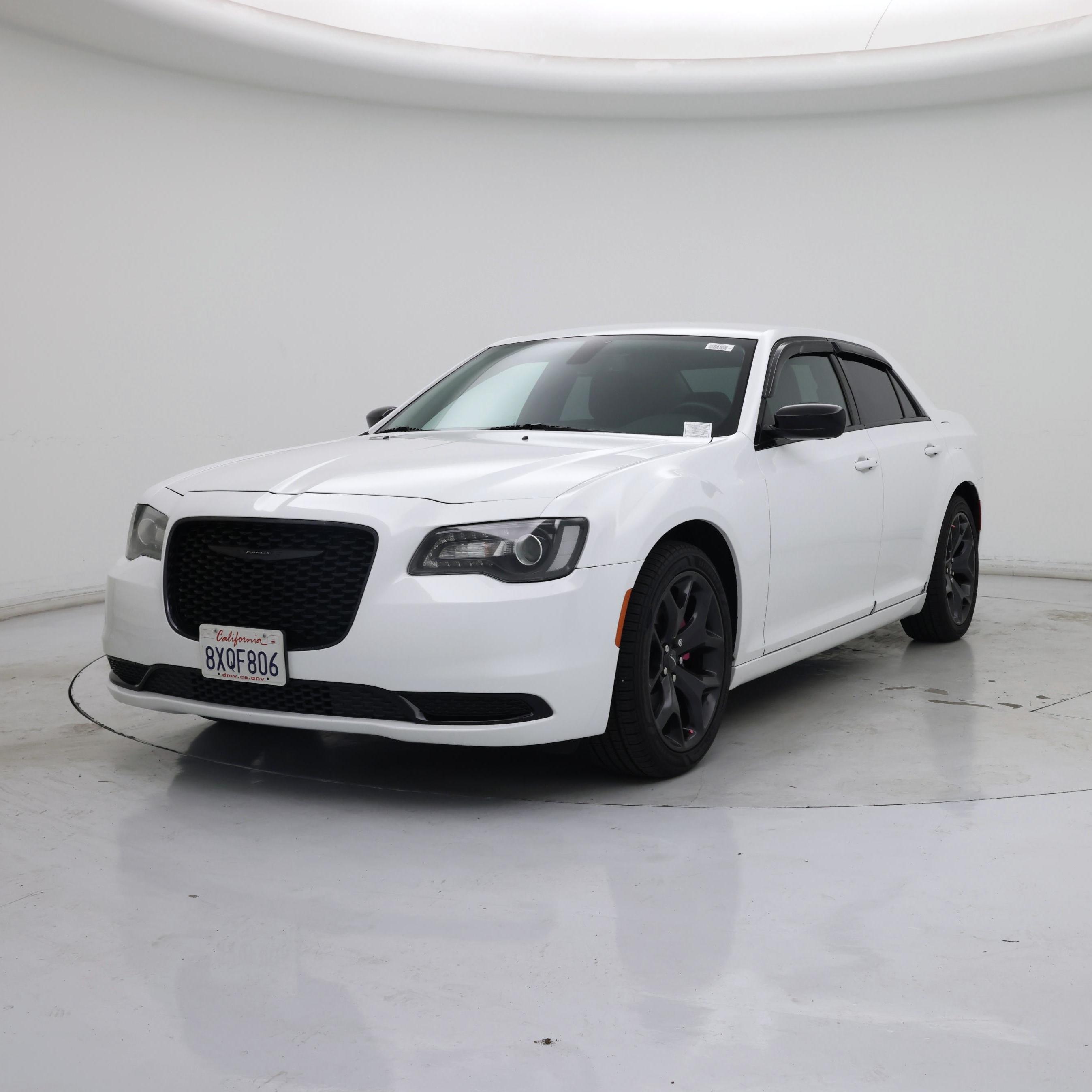 Thumbnail: 2021 Chrysler 300 - 4