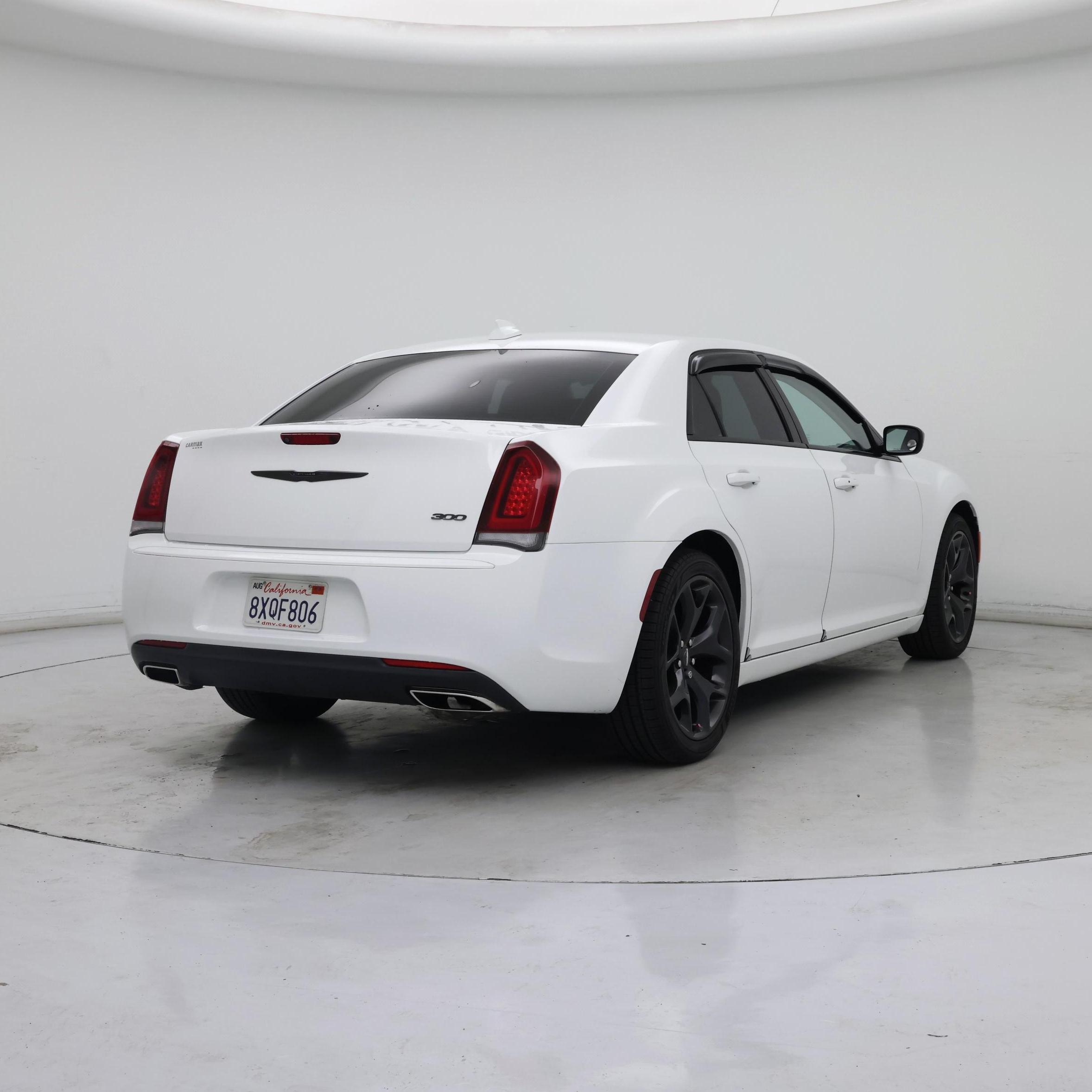 Thumbnail: 2021 Chrysler 300 - 8