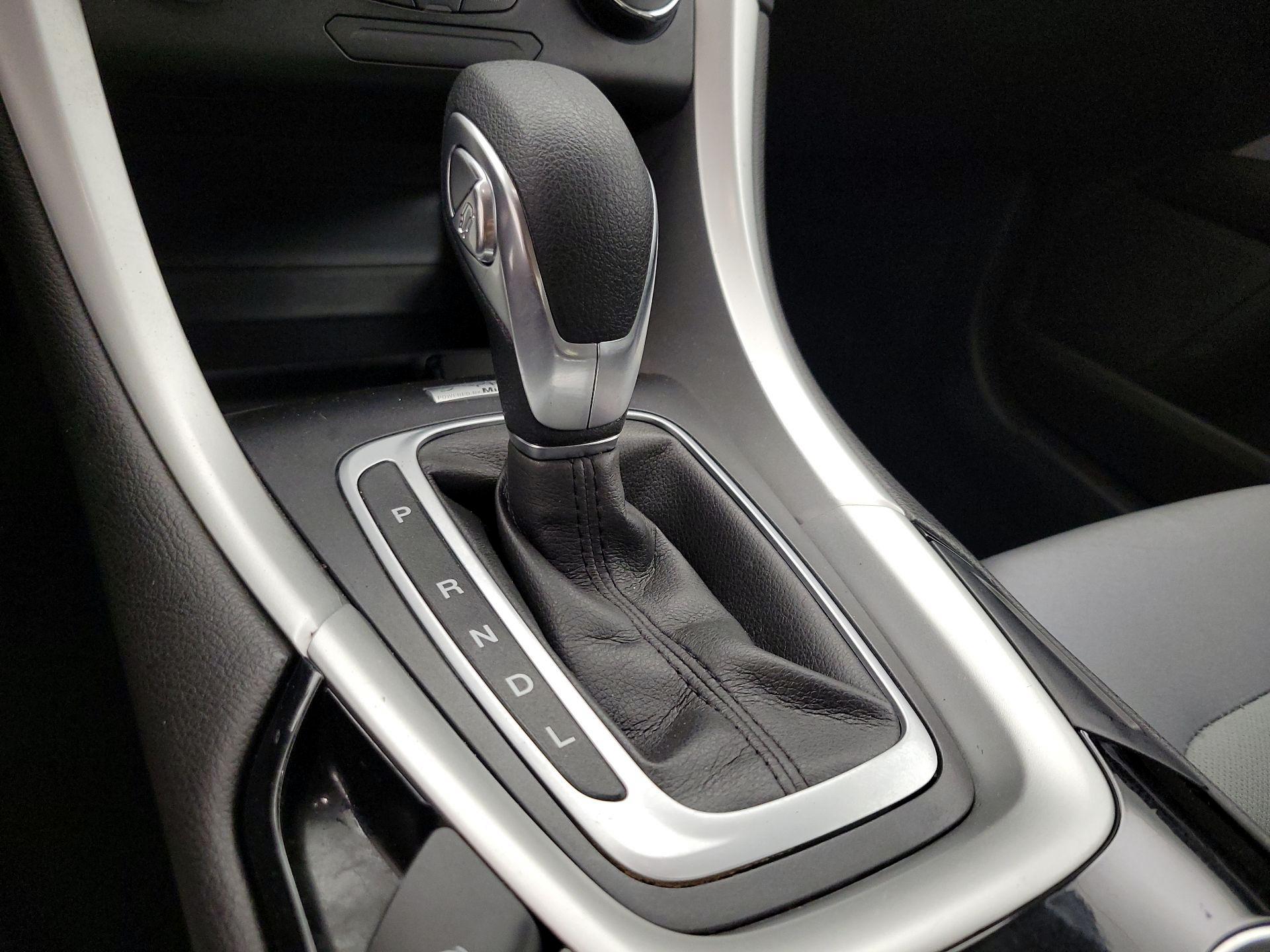 Thumbnail: 2014 Ford Fusion - 16