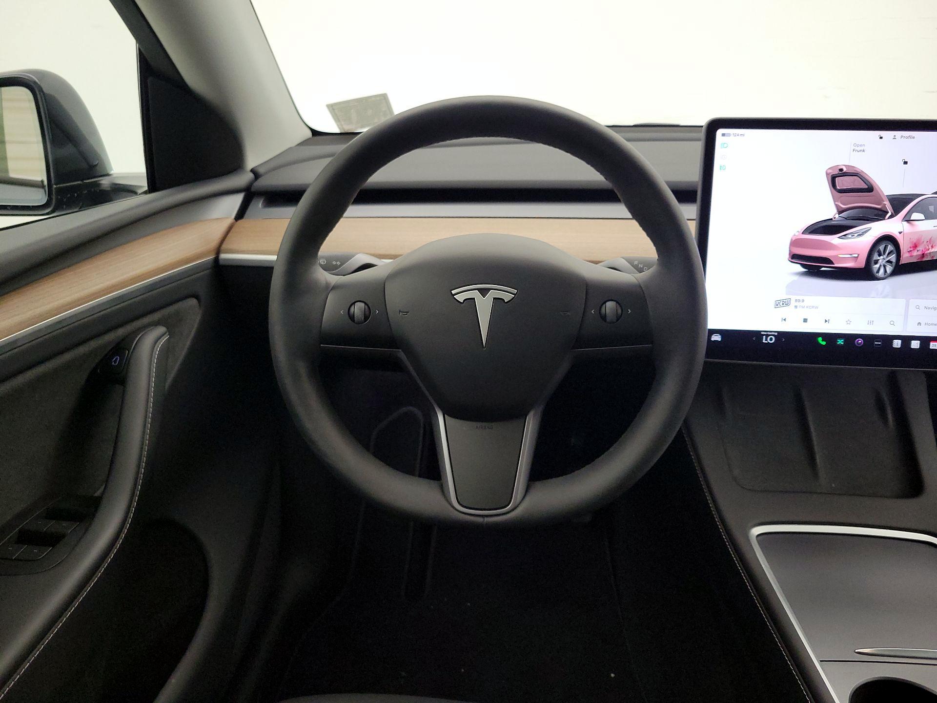 Thumbnail: 2024 Tesla Model Y - 10