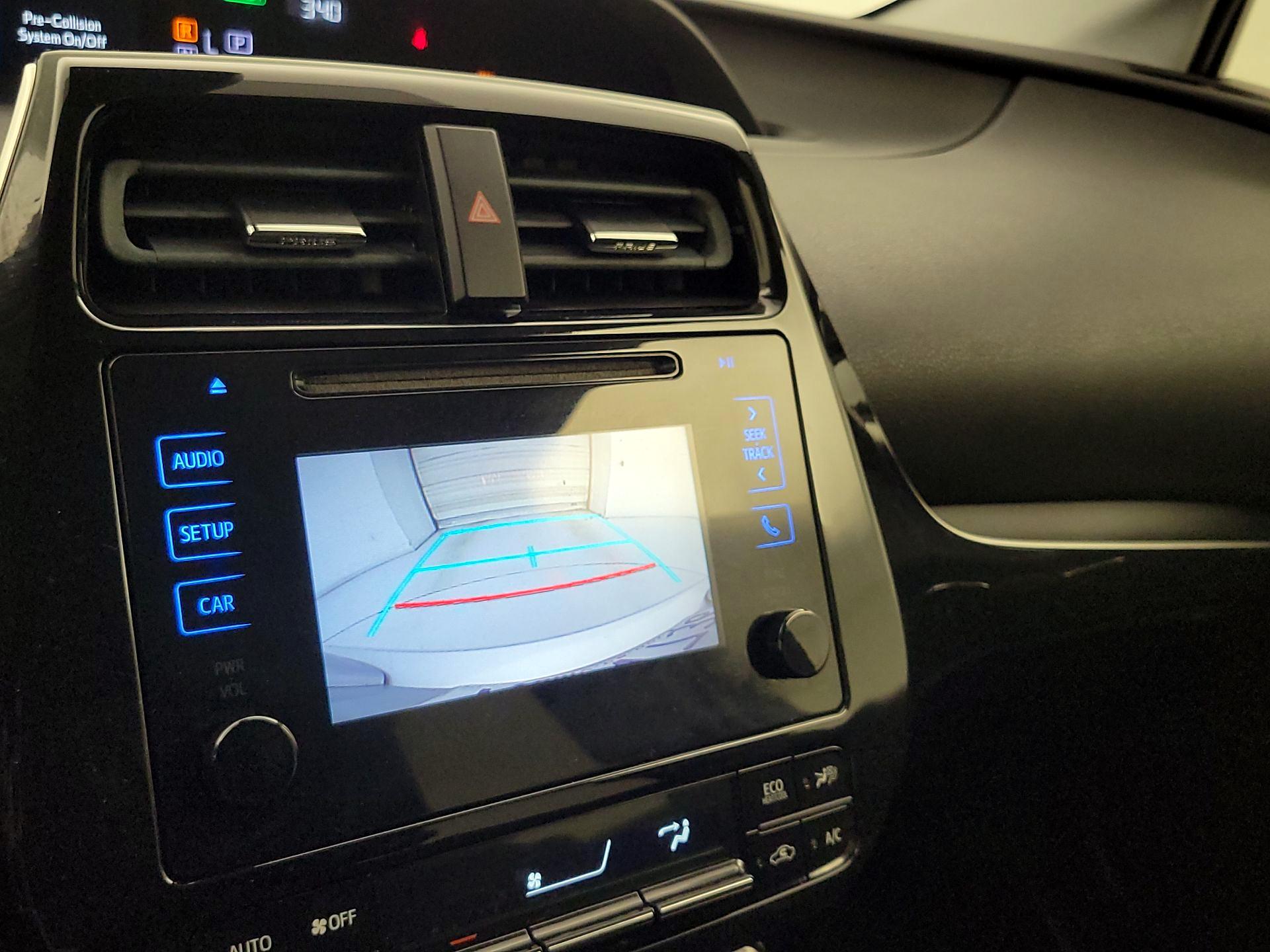 Thumbnail: 2017 Toyota Prius - 14