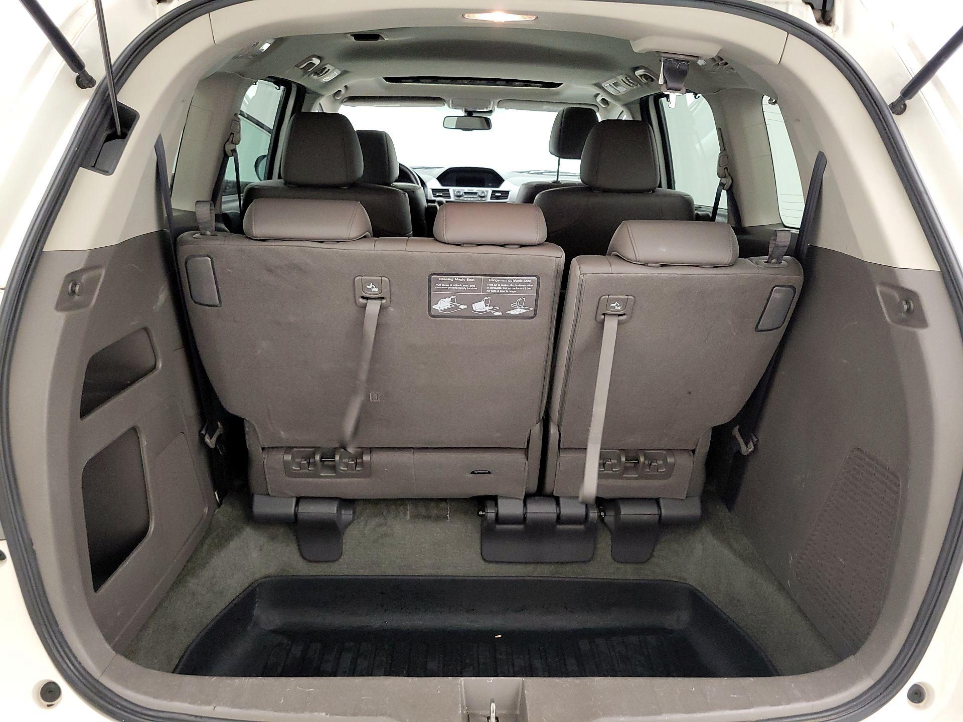 Thumbnail: 2014 Honda Odyssey - 20